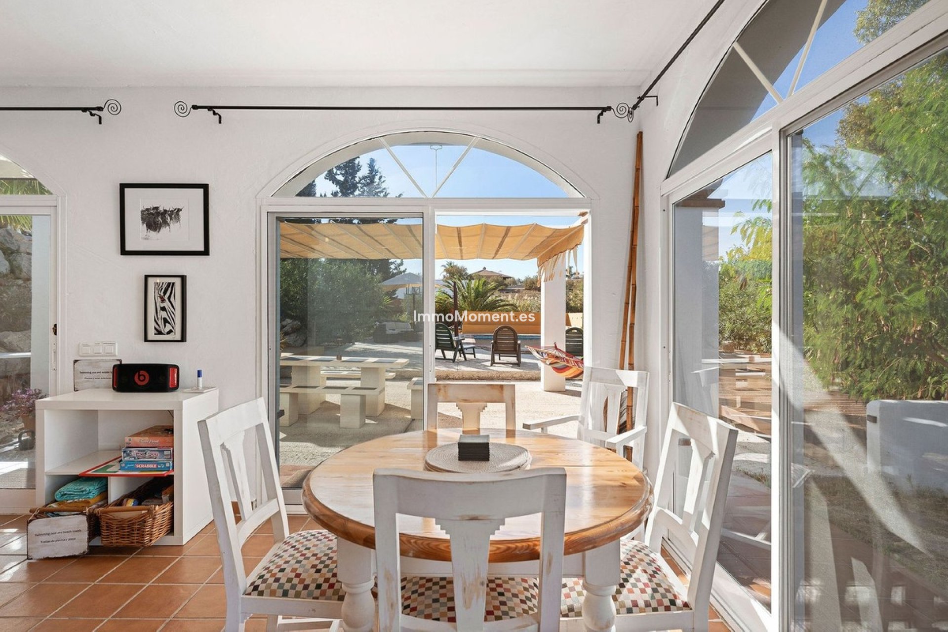 Resale - Villa - Inland  - Alhaurín el Grande Centro