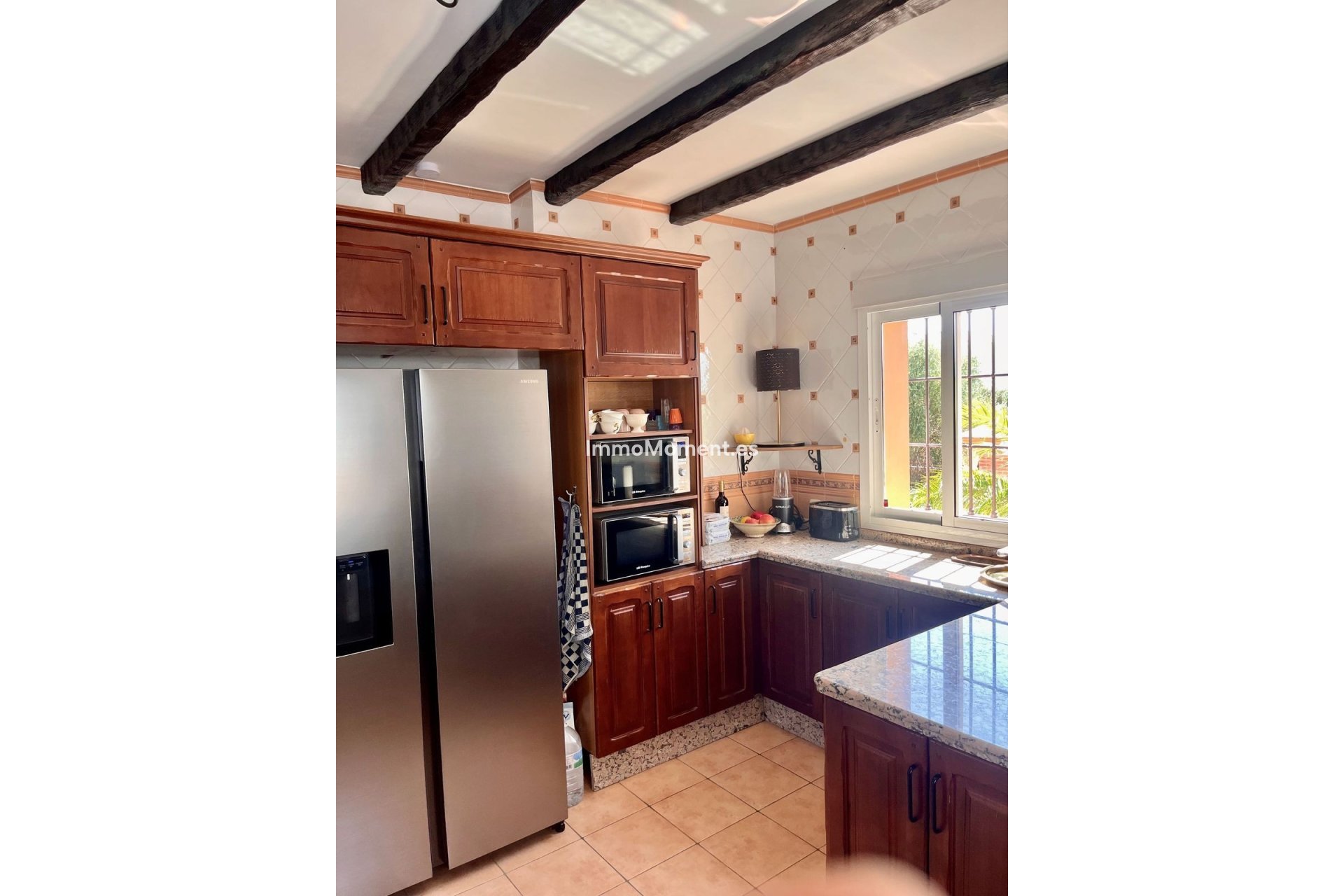 Resale - Villa - Inland  - Alhaurín el Grande Centro