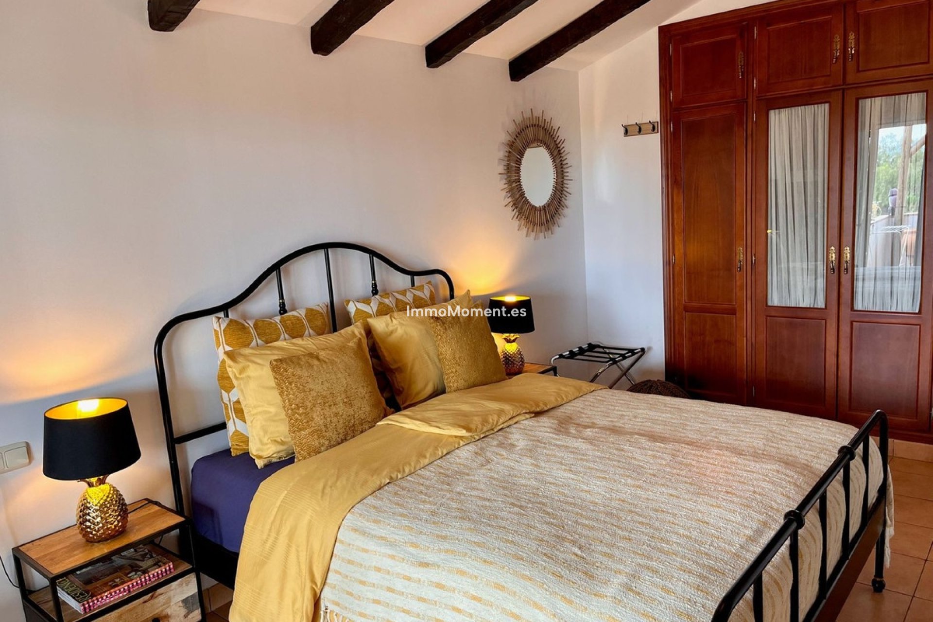 Resale - Villa - Inland  - Alhaurín el Grande Centro