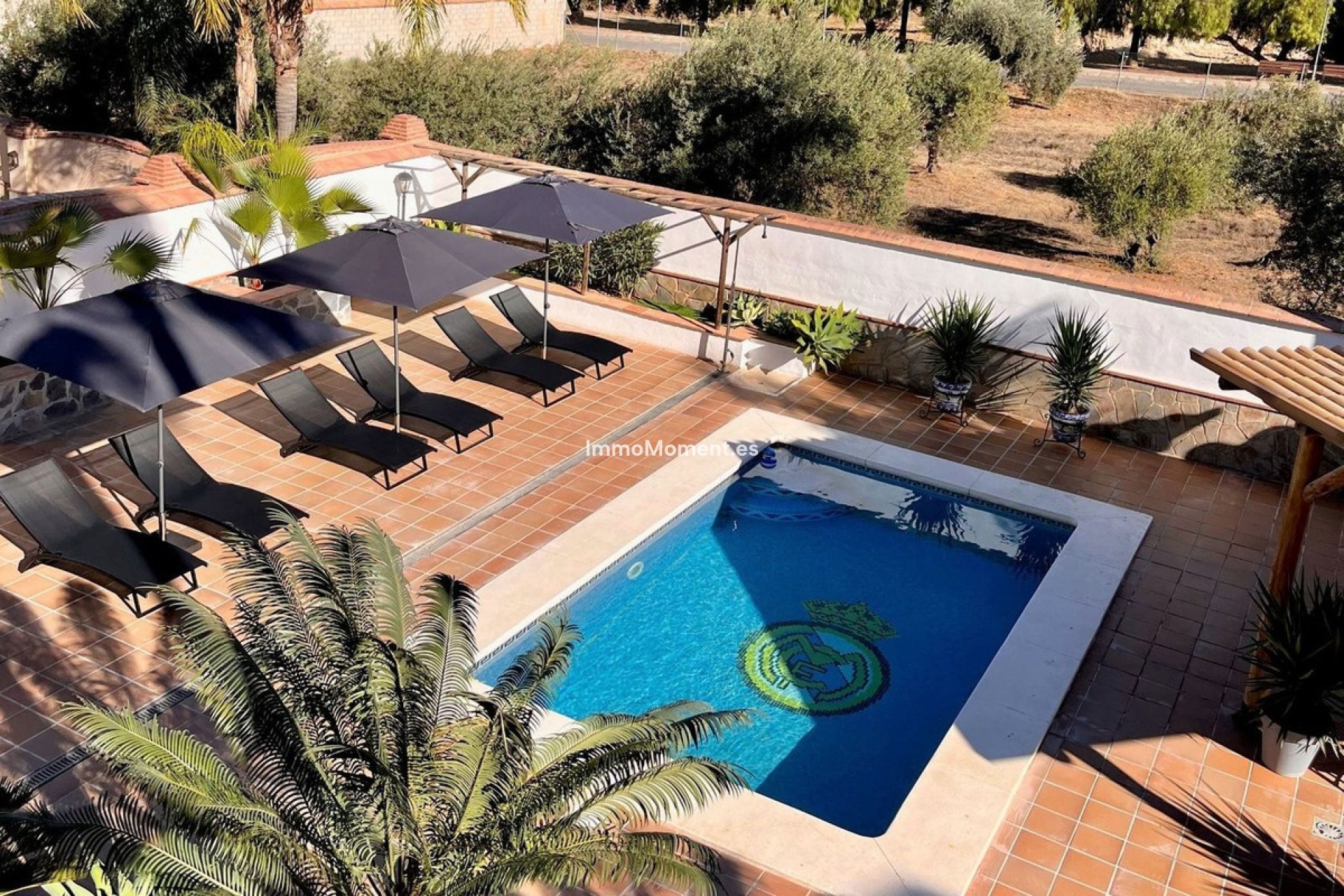 Resale - Villa - Inland  - Alhaurín el Grande Centro