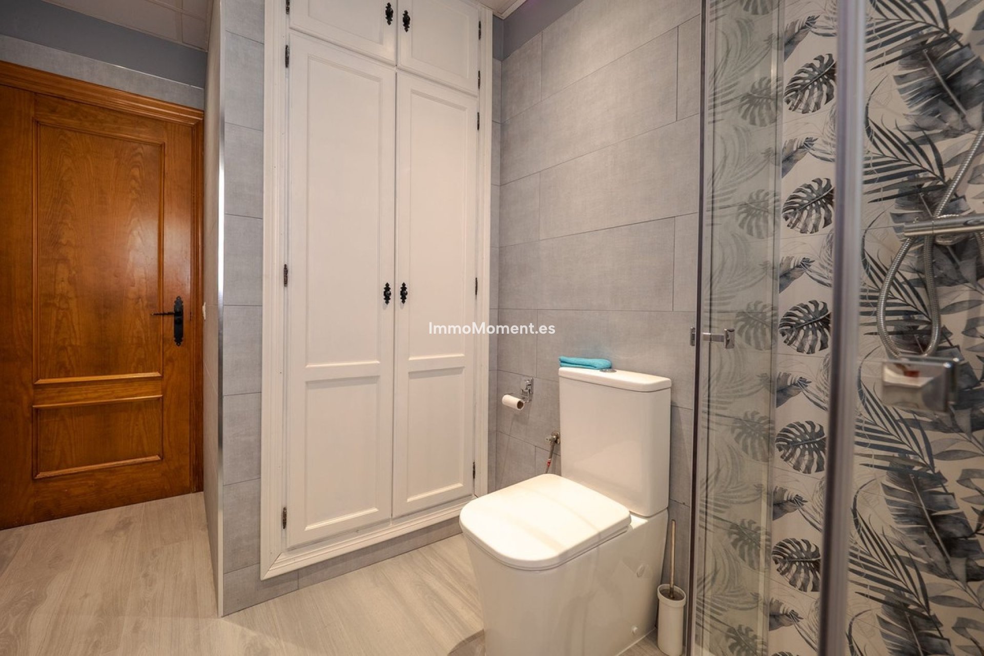 Resale - Villa - Inland  - Alhaurín el Grande Centro