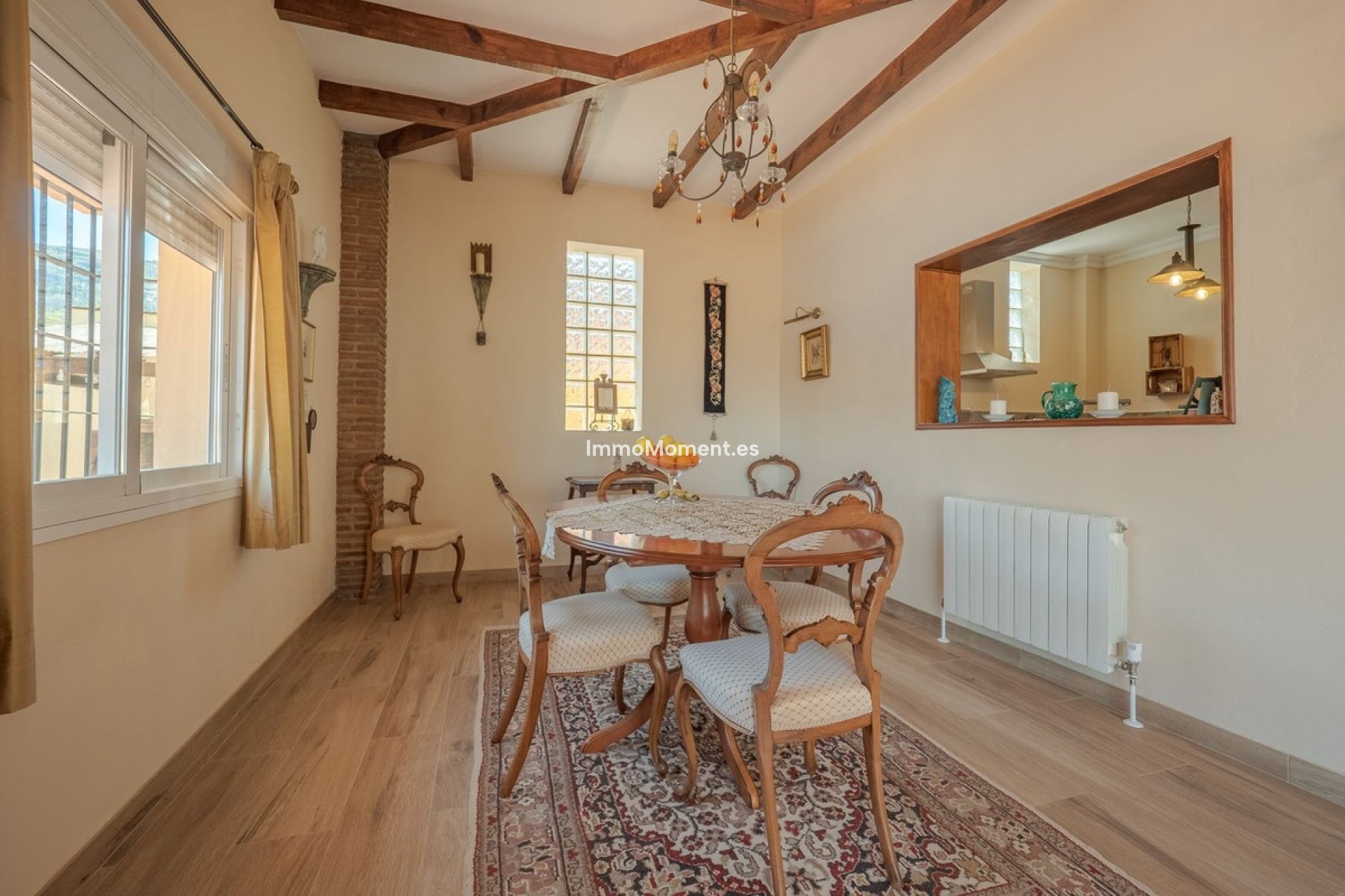 Resale - Villa - Inland  - Alhaurín el Grande Centro