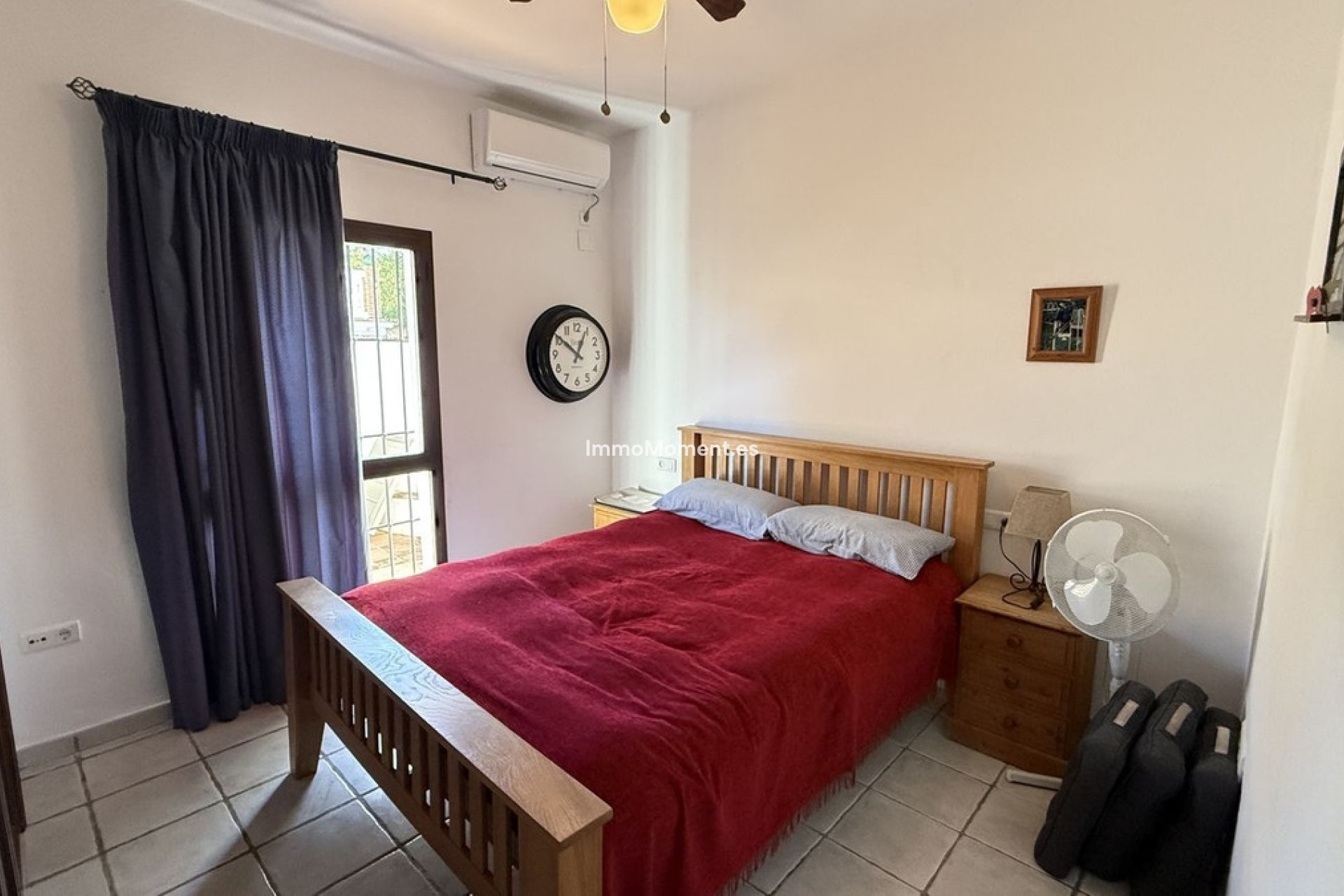 Resale - Villa - Inland  - Alhaurín el Grande Centro