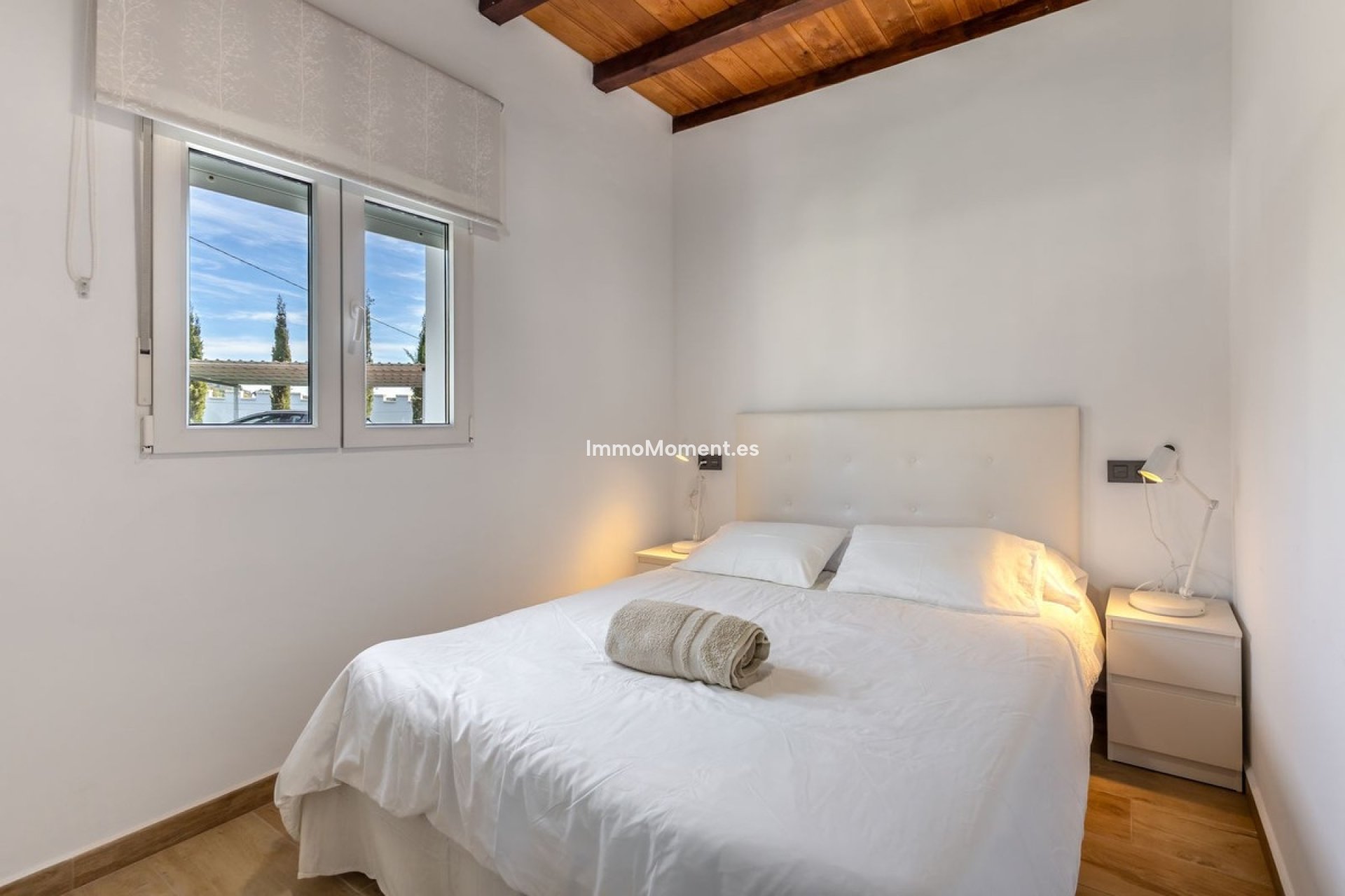 Resale - Villa - Inland  - Alhaurín el Grande Centro