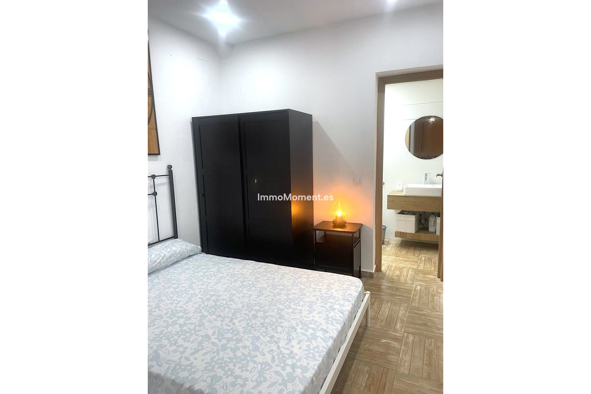 Resale - Villa - Inland  - Alhaurín el Grande Centro