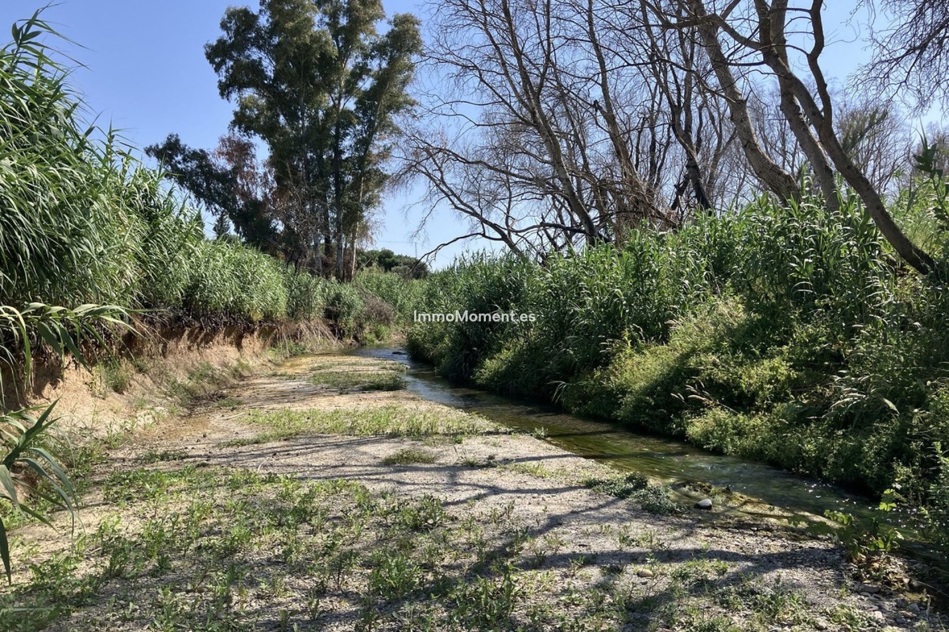 Resale - Villa - Inland  - Alhaurín el Grande Centro