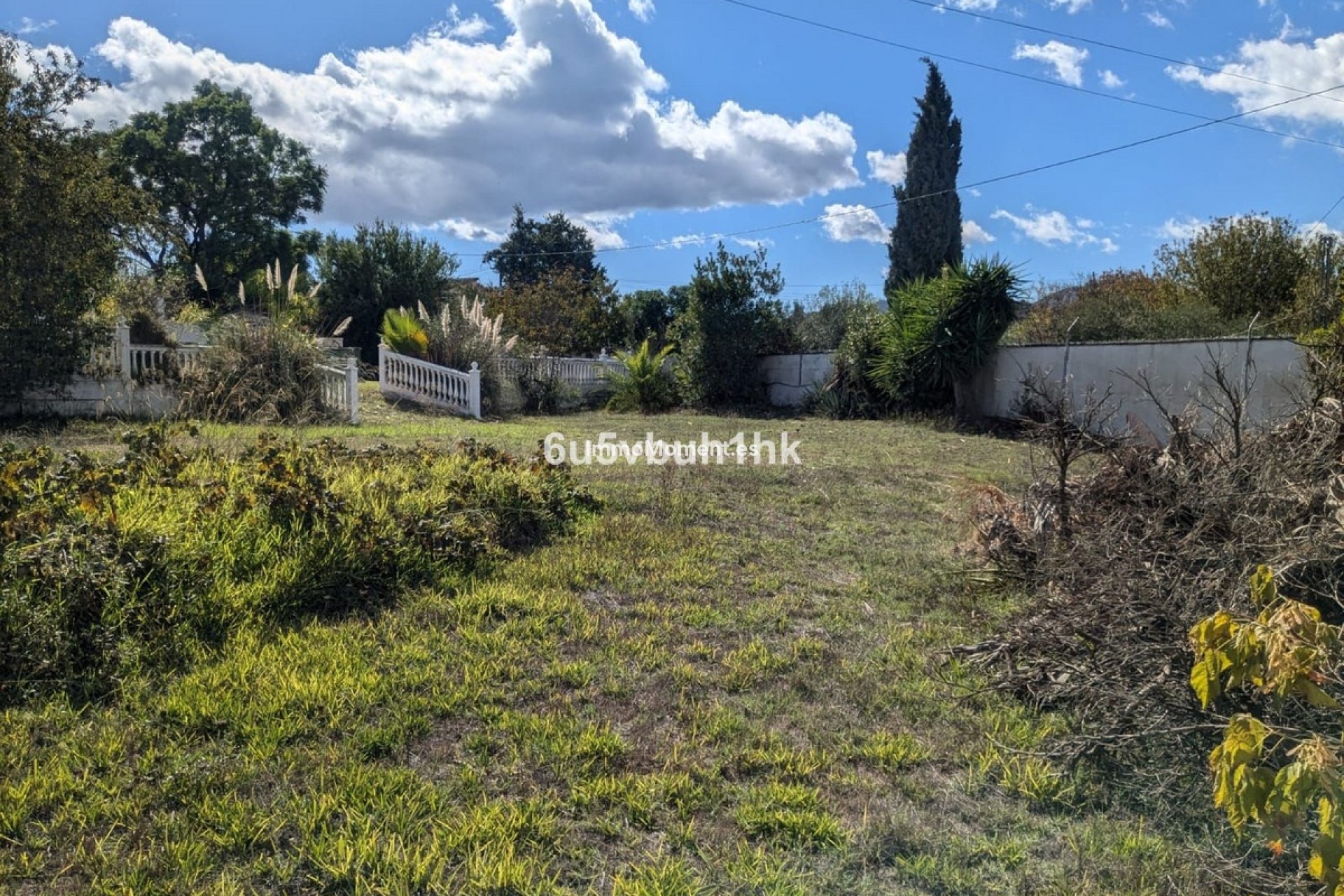 Resale - Villa - Inland  - Alhaurín el Grande Centro