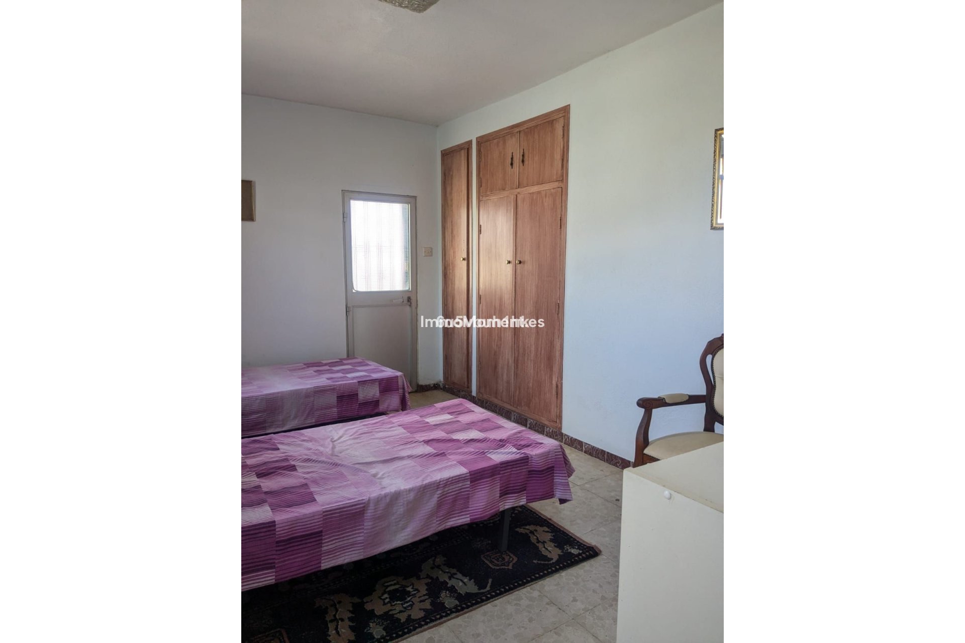 Resale - Villa - Inland  - Alhaurín el Grande Centro