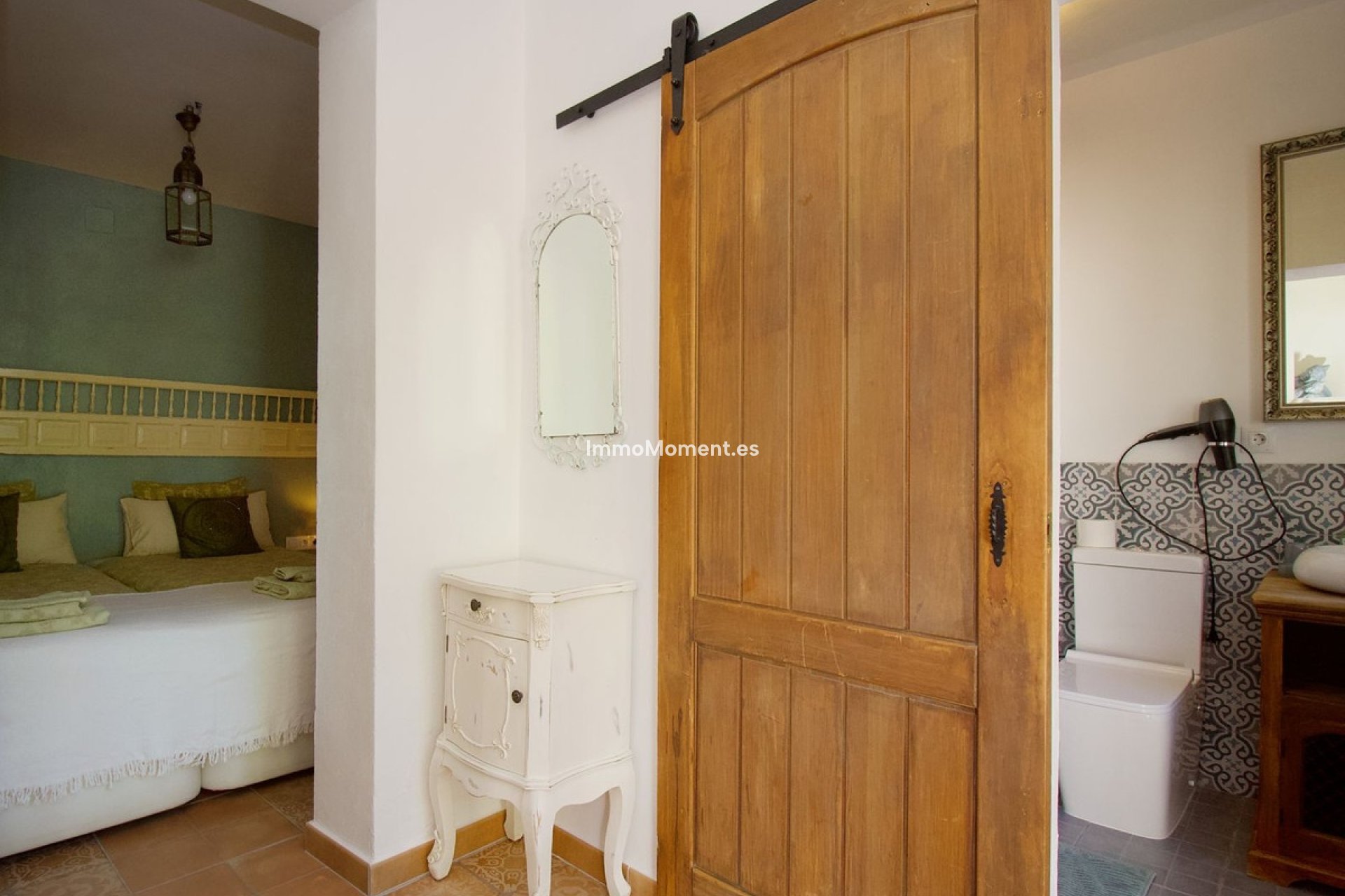 Resale - Villa - Inland  - Alhaurín el Grande Centro