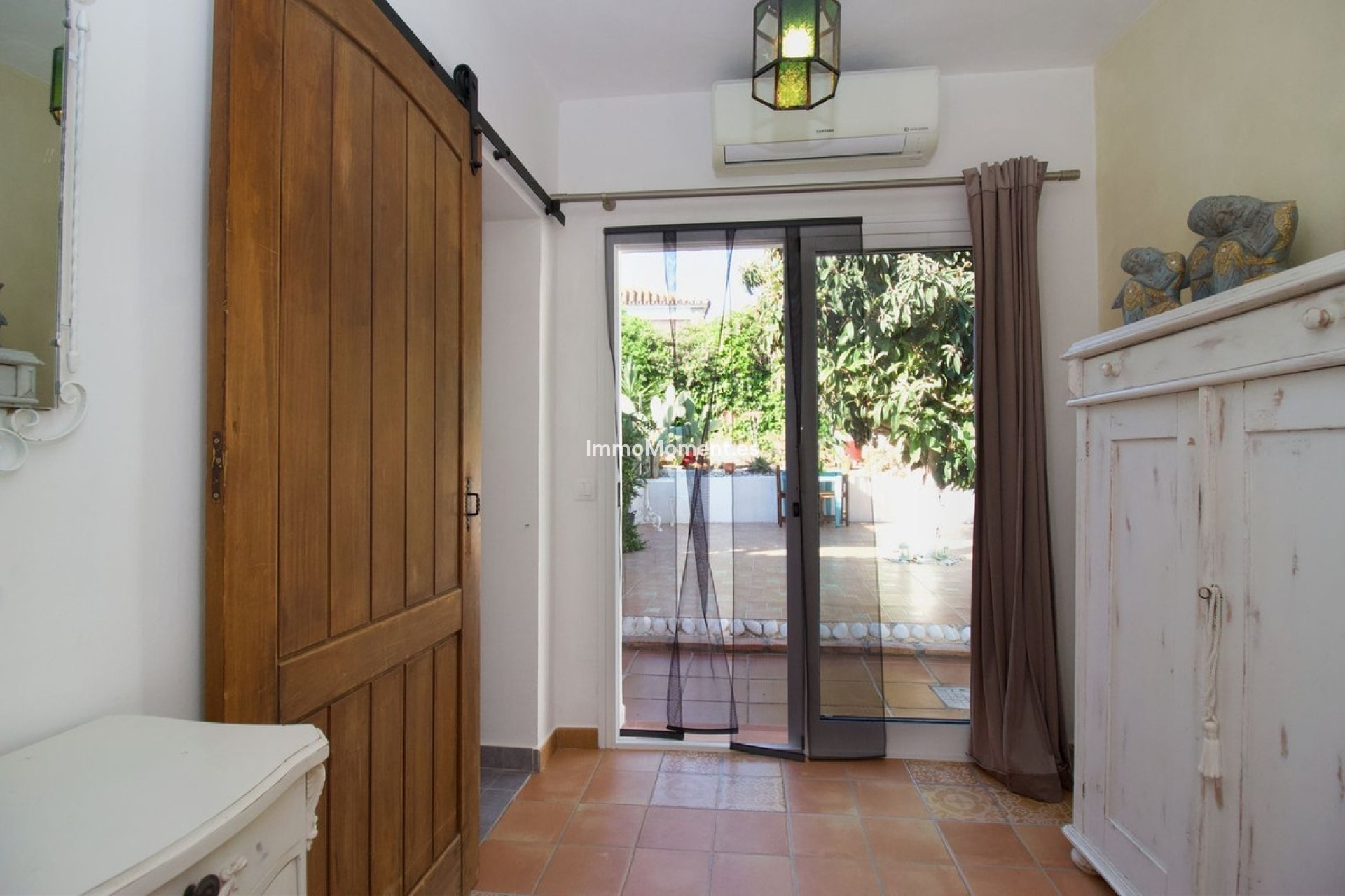 Resale - Villa - Inland  - Alhaurín el Grande Centro