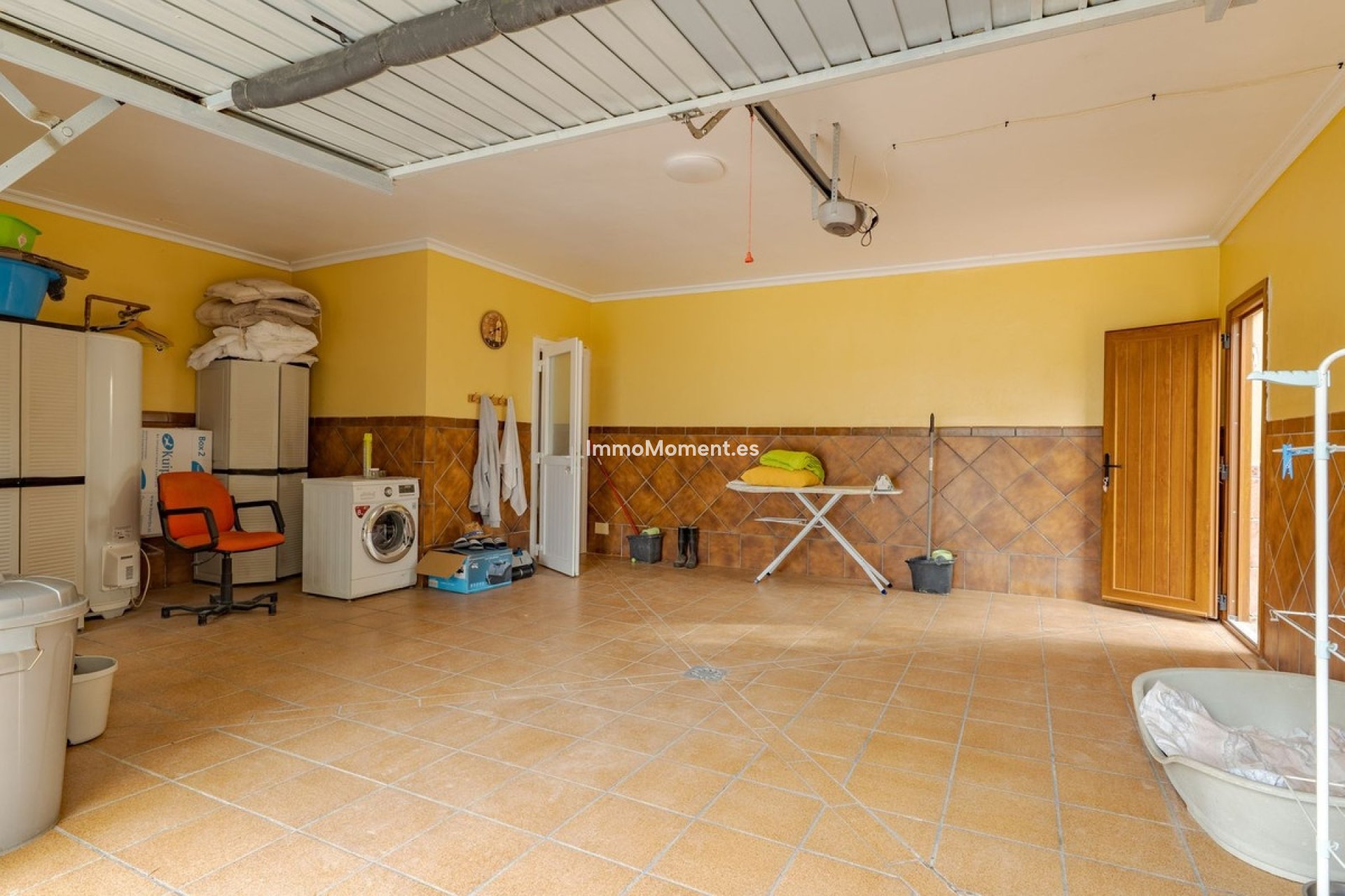 Resale - Villa - Inland  - Alhaurín el Grande Centro