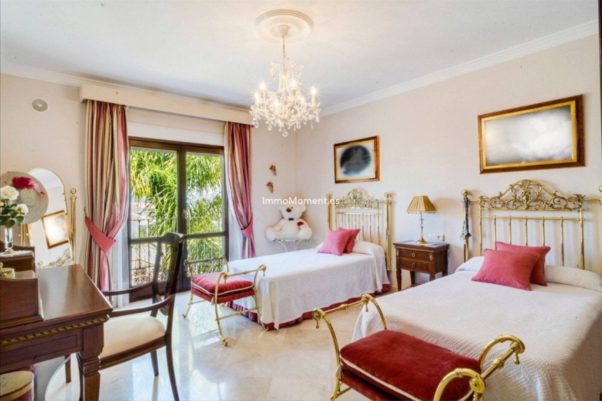 Resale - Villa - Inland  - Alhaurín el Grande Centro