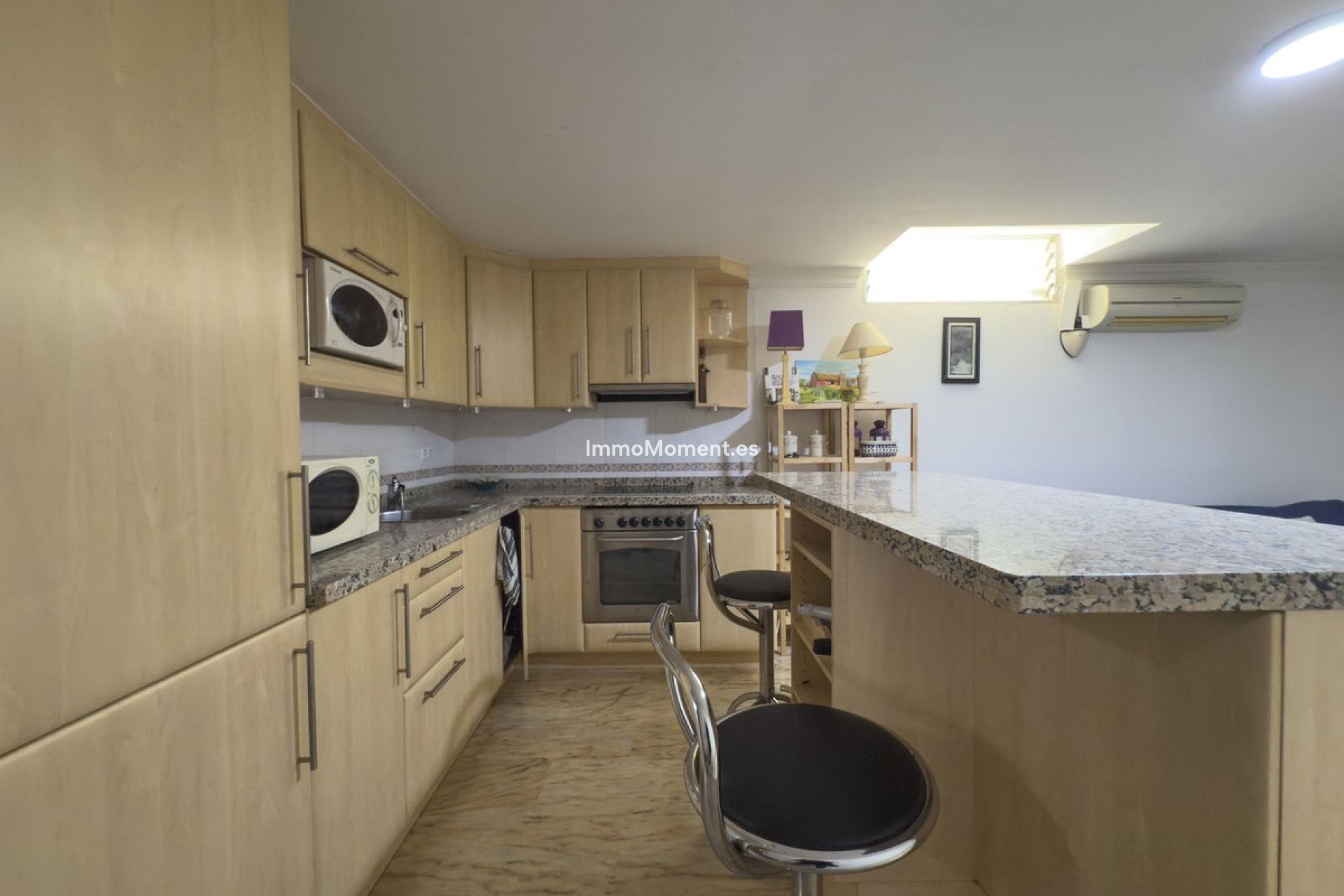 Resale - Villa - Inland  - Alhaurín el Grande Centro