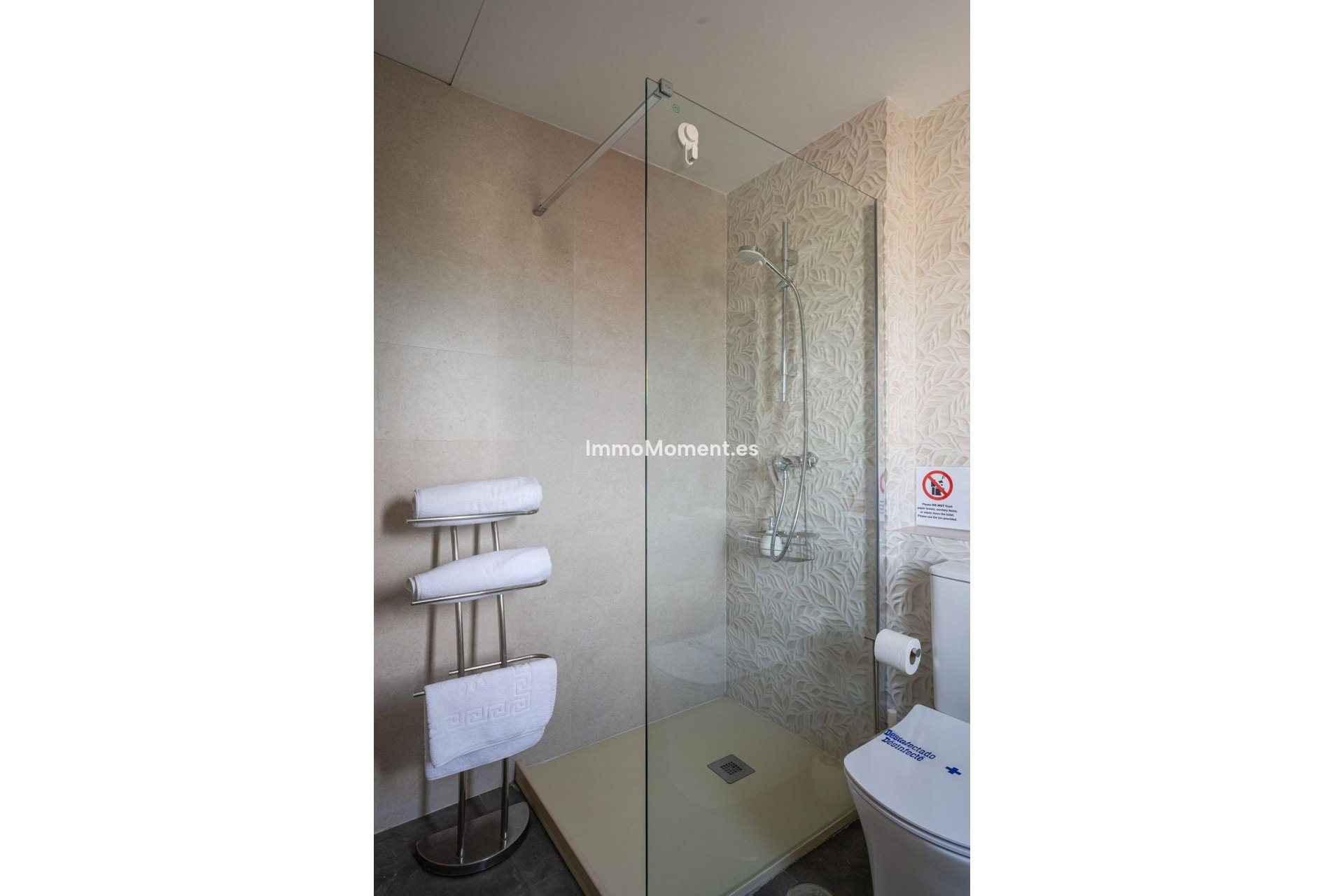 Resale - Villa - Inland  - Alhaurín el Grande Centro