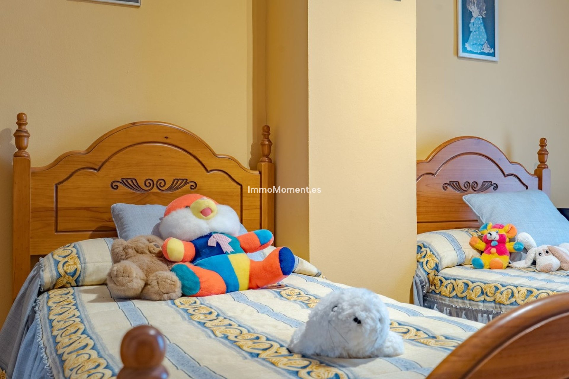 Resale - Villa - Inland  - Alhaurín el Grande Centro