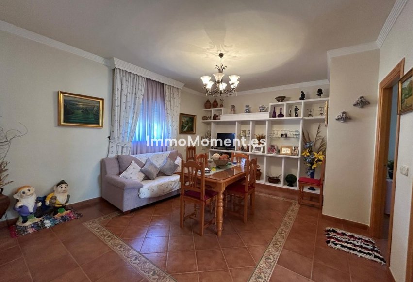 Resale - Villa - Inland  - Alora