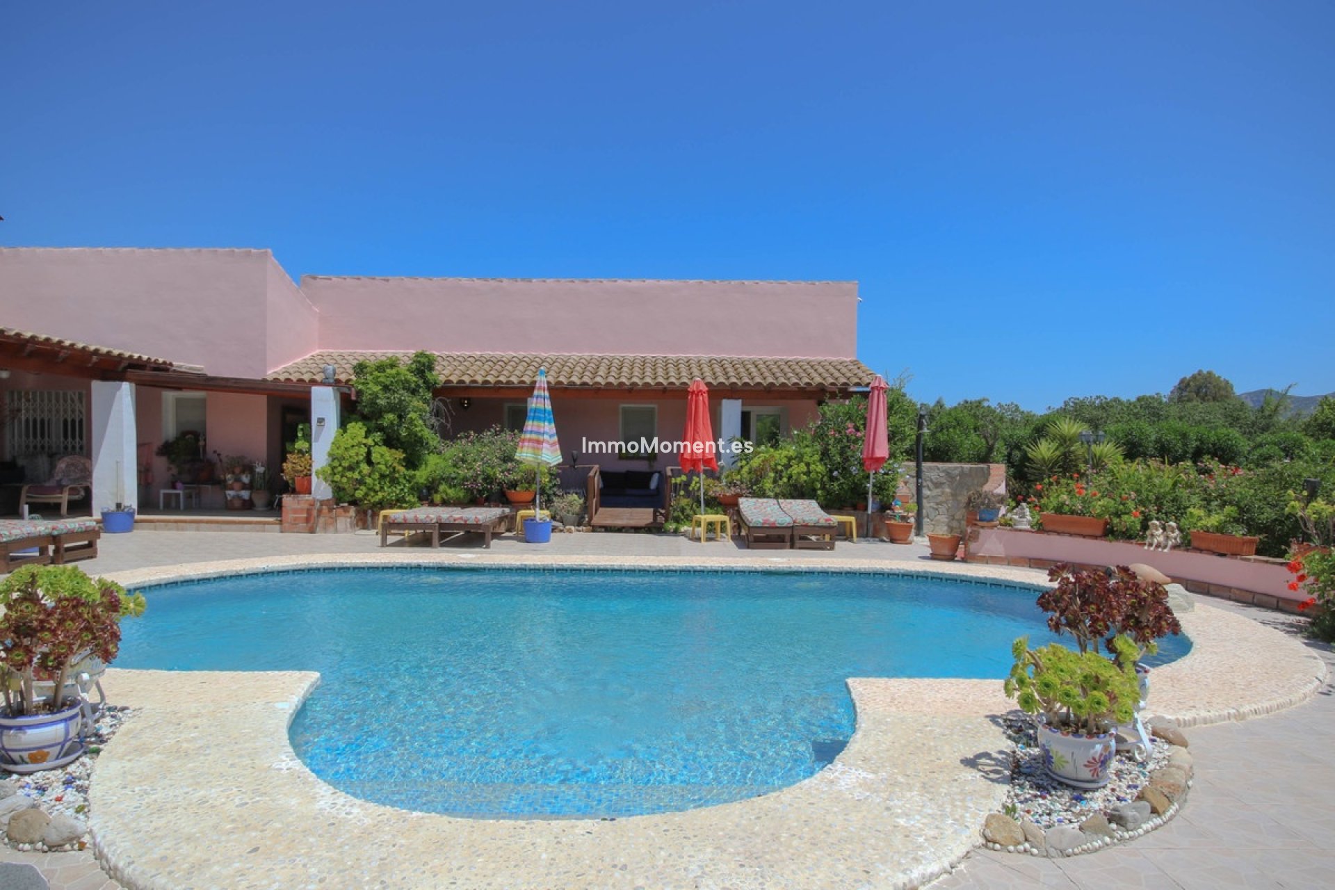 Resale - Villa - Inland  - Cártama Centro