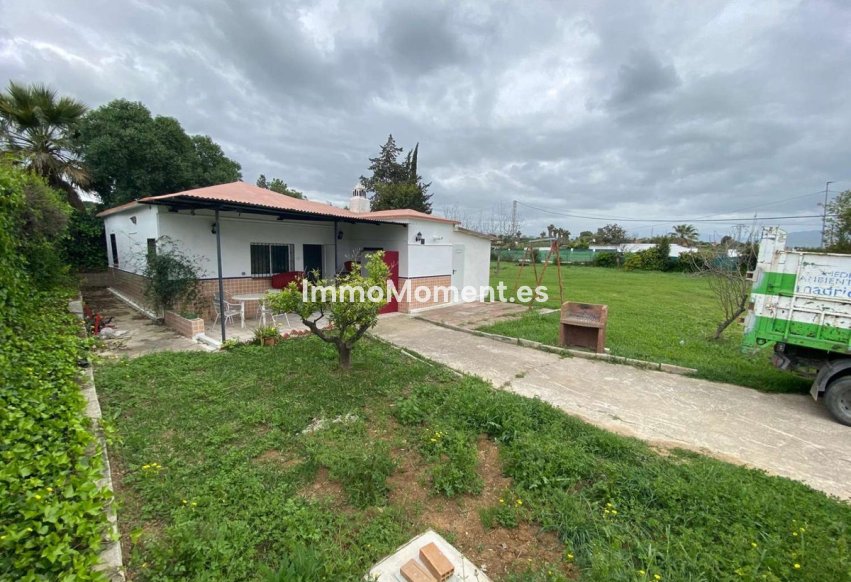 Resale - Villa - Inland  - Cártama Centro