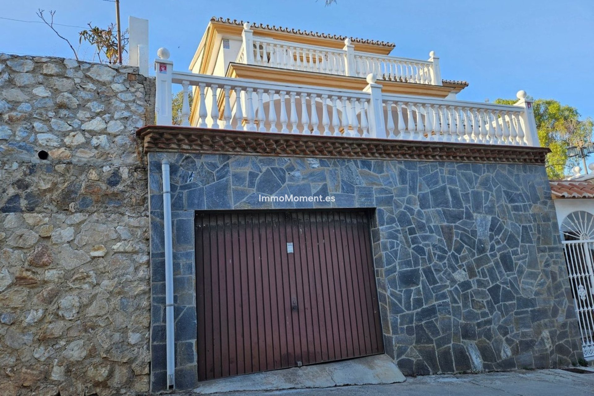 Resale - Villa - Inland  - Churriana