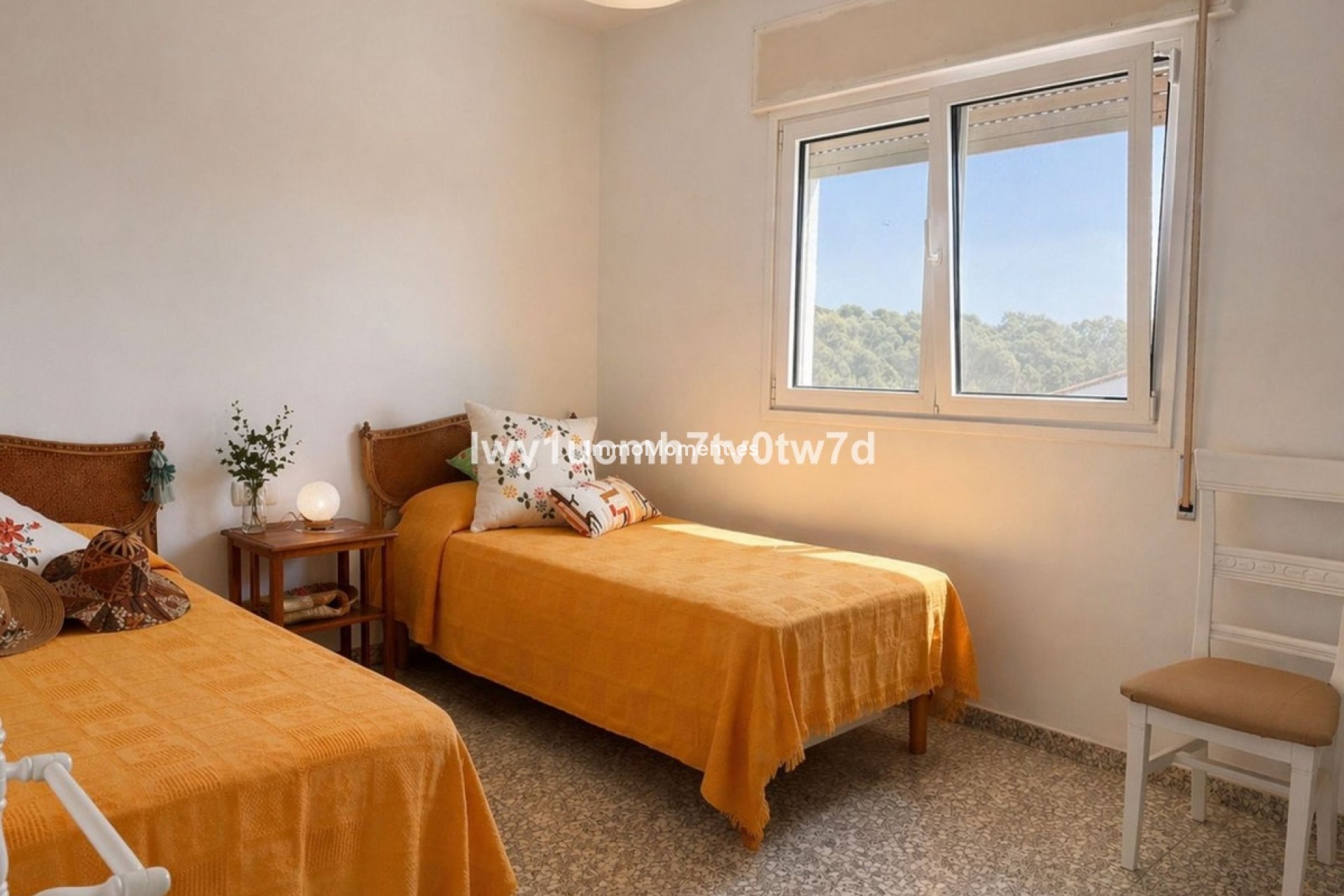 Resale - Villa - Inland  - Churriana