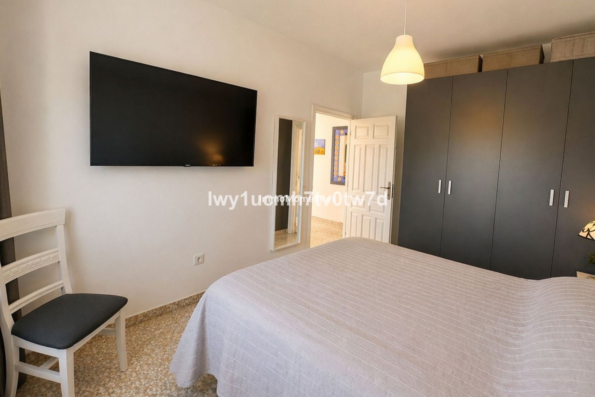 Resale - Villa - Inland  - Churriana