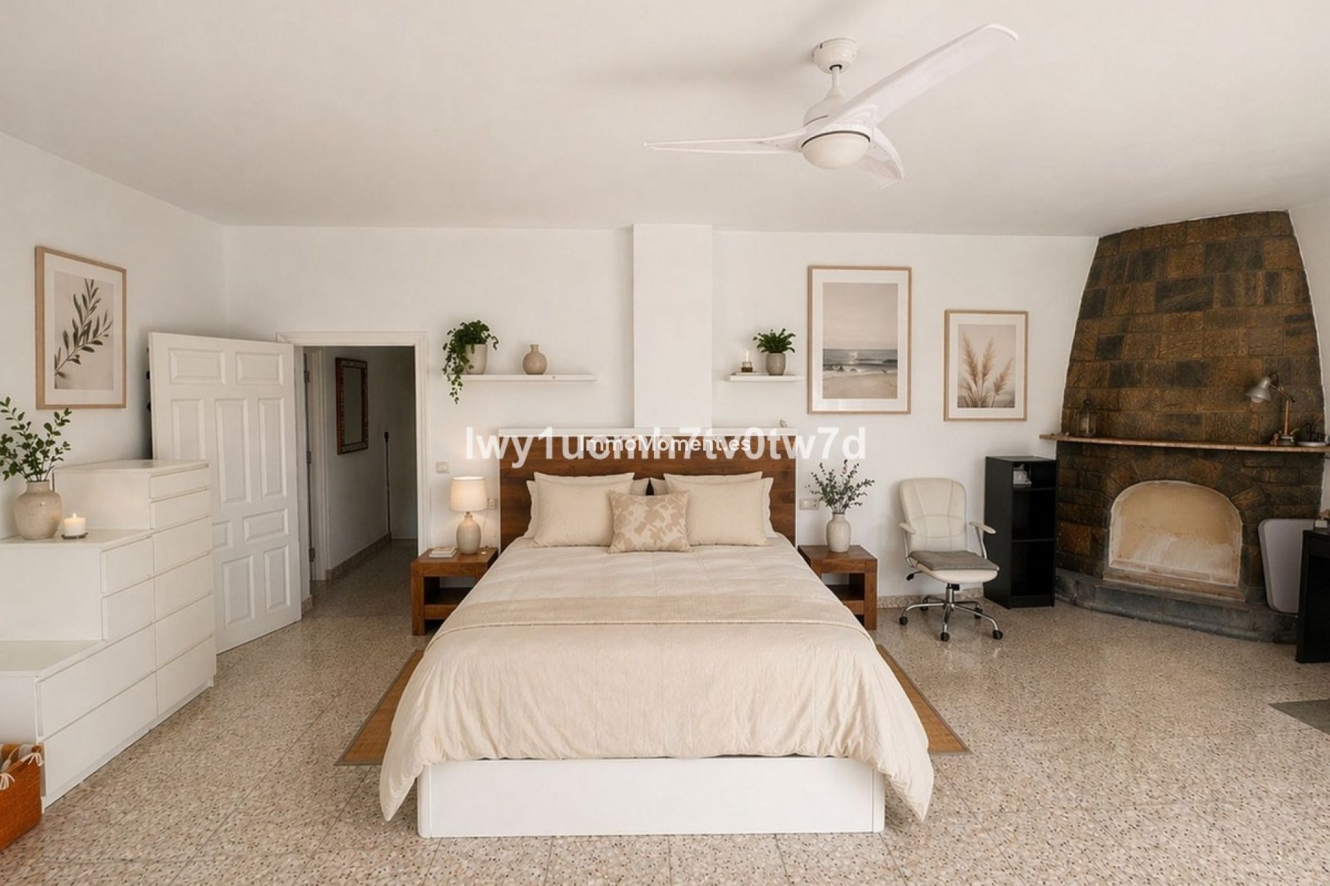 Resale - Villa - Inland  - Churriana