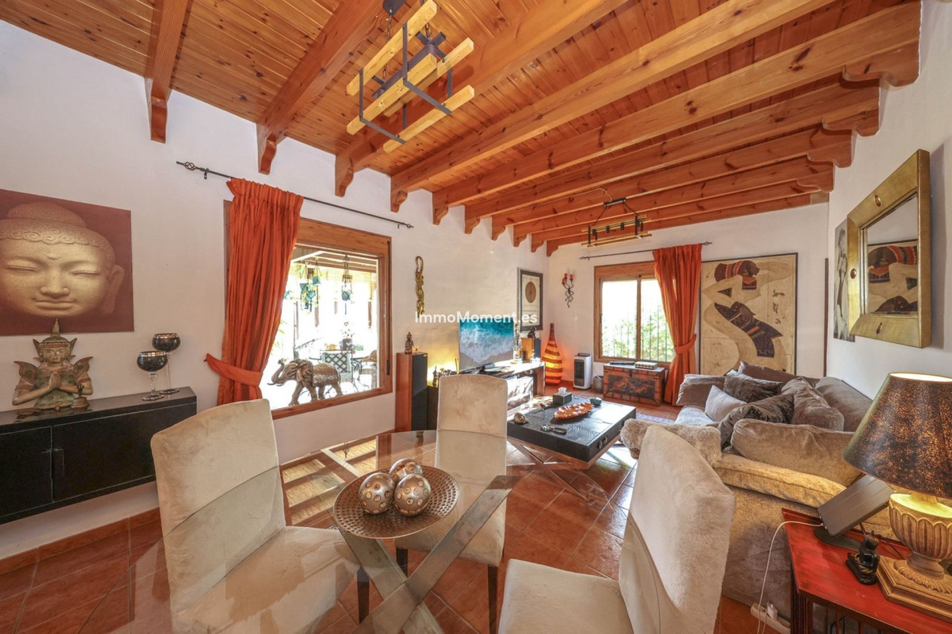 Resale - Villa - Inland  - Coín