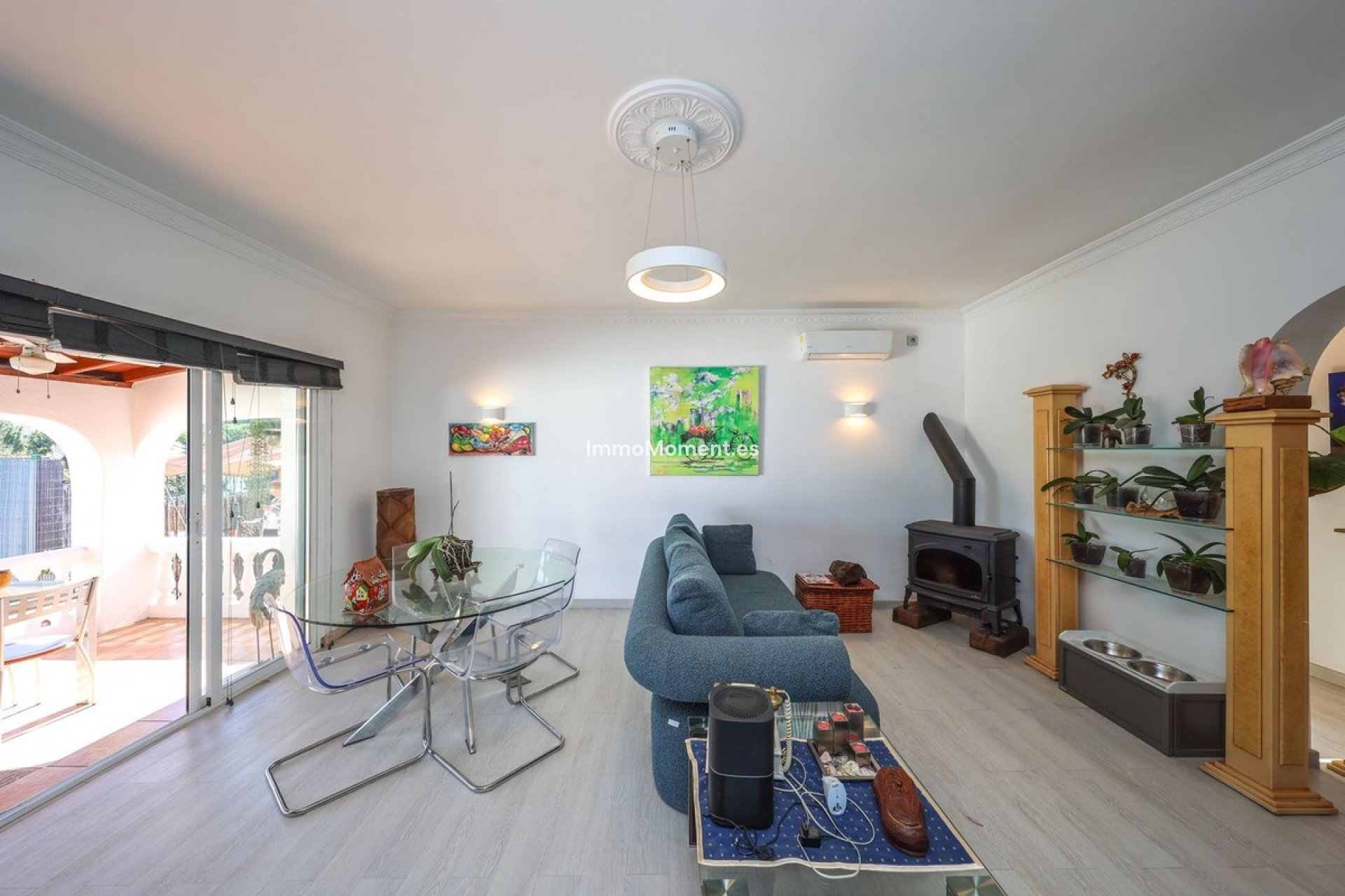 Resale - Villa - Inland  - Coín