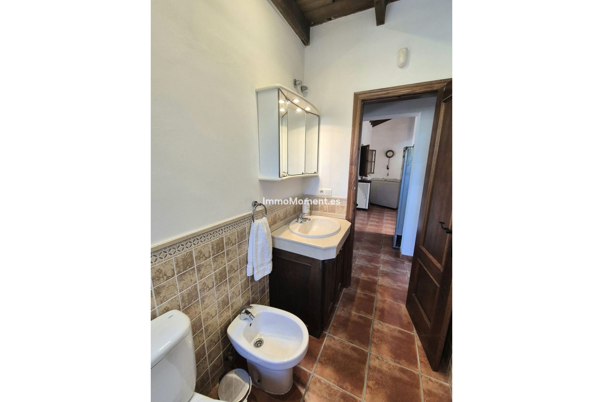 Resale - Villa - Inland  - Coín