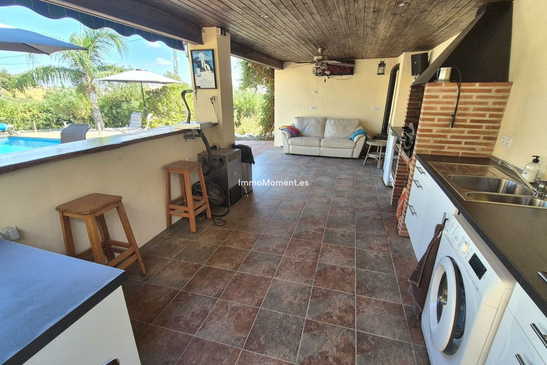 Resale - Villa - Inland  - Coín