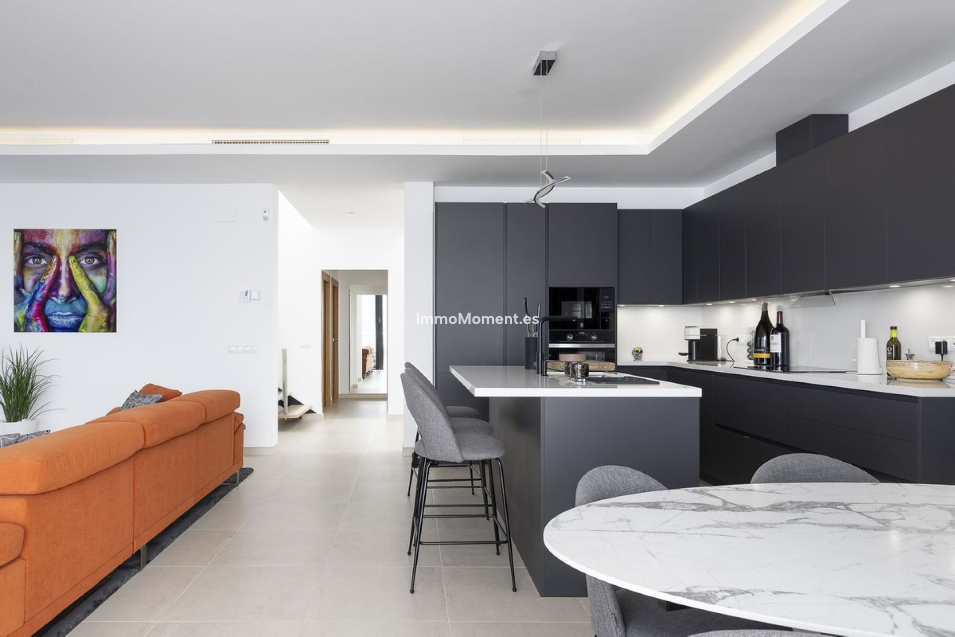 Resale - Villa - Inland  - Coín