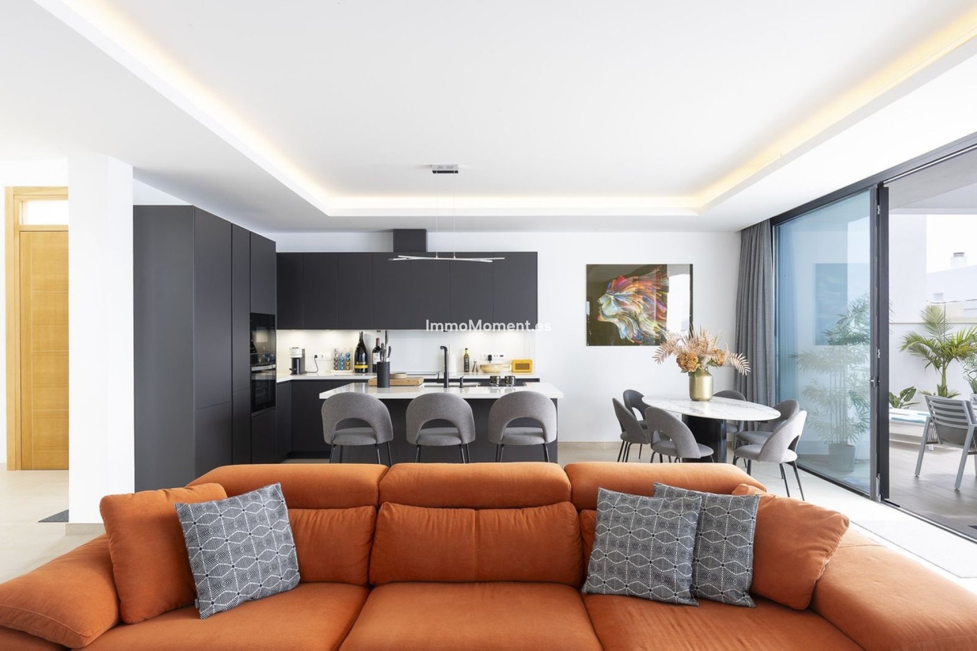 Resale - Villa - Inland  - Coín