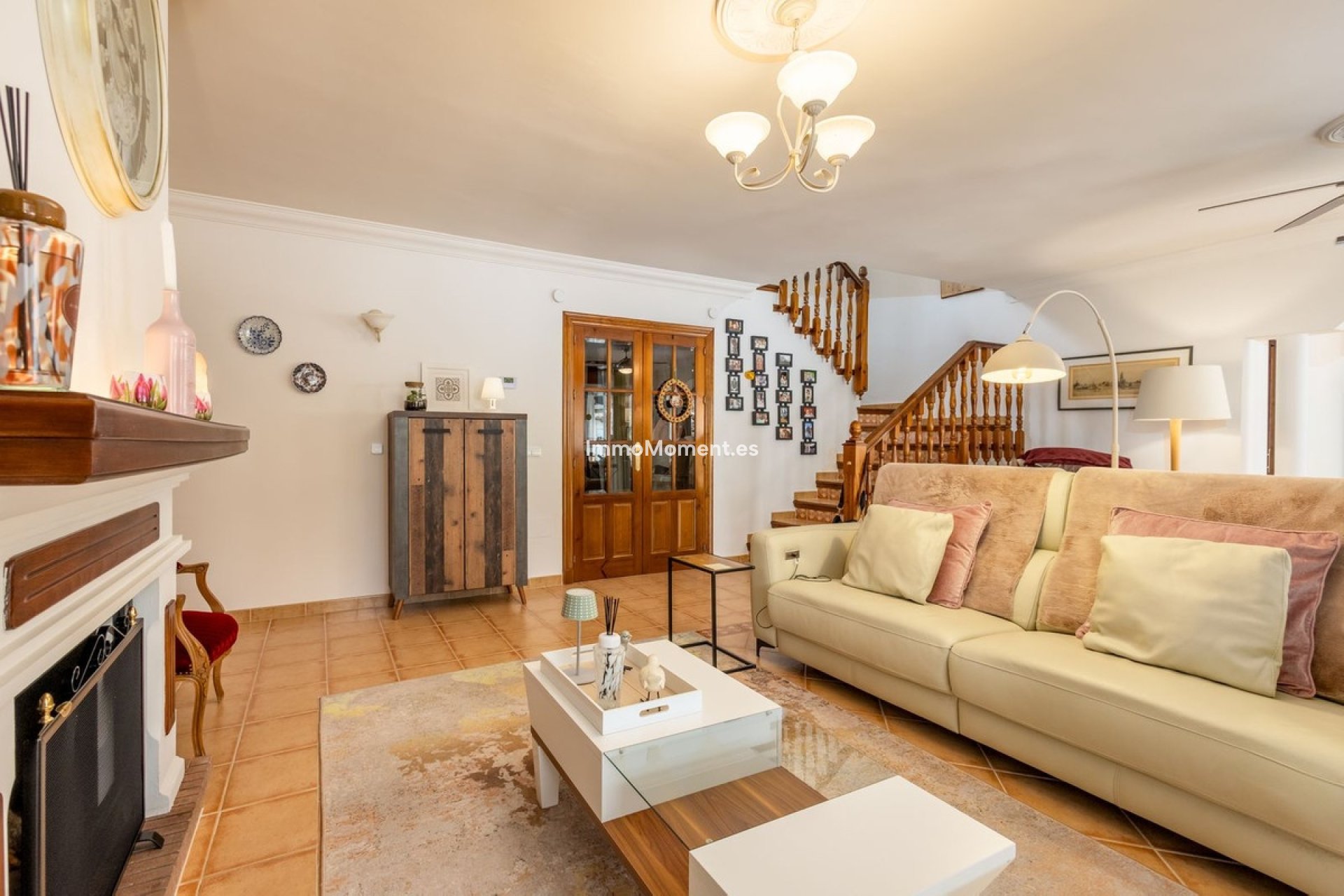 Resale - Villa - Inland  - Coín