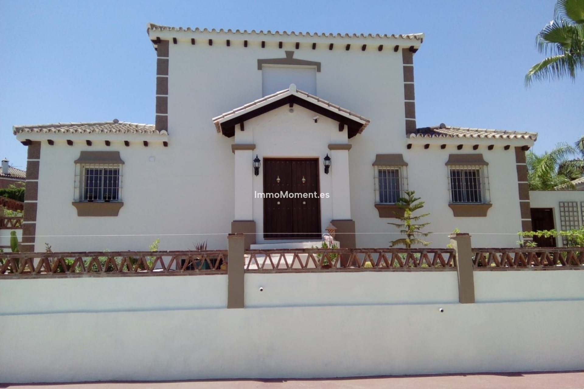 Resale - Villa - Inland  - Coín