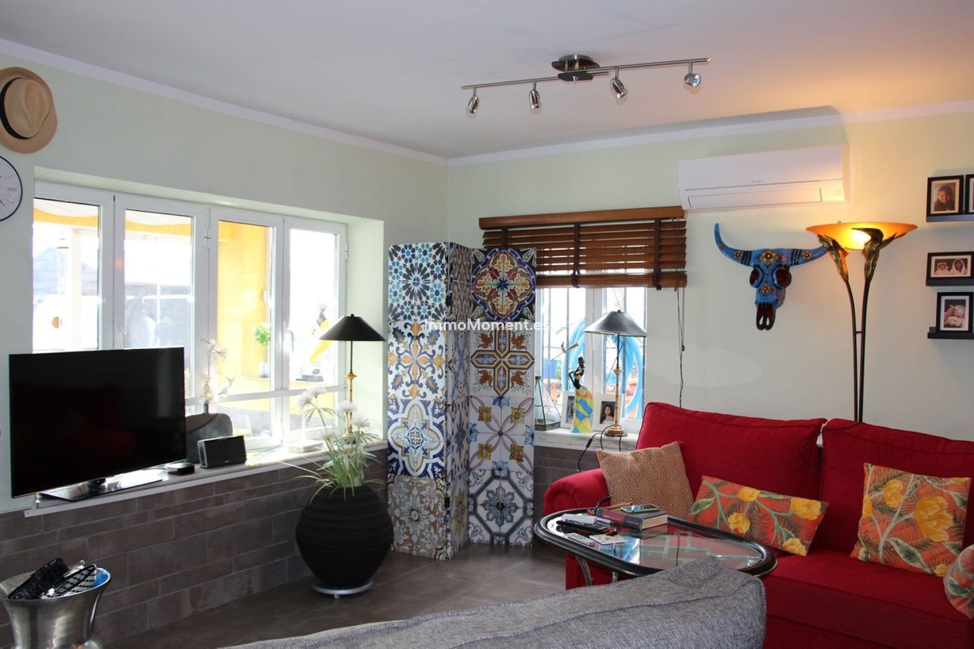 Resale - Villa - Inland  - Coín