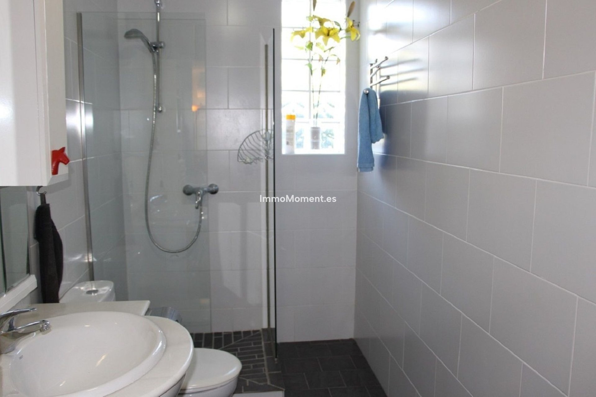 Resale - Villa - Inland  - Coín