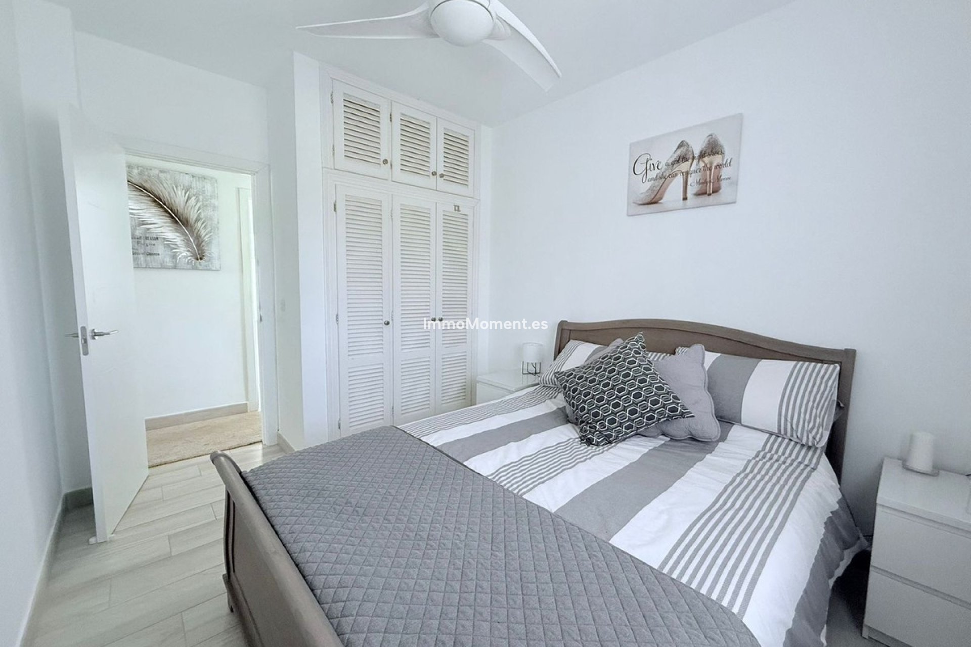 Resale - Villa - Inland  - Coín