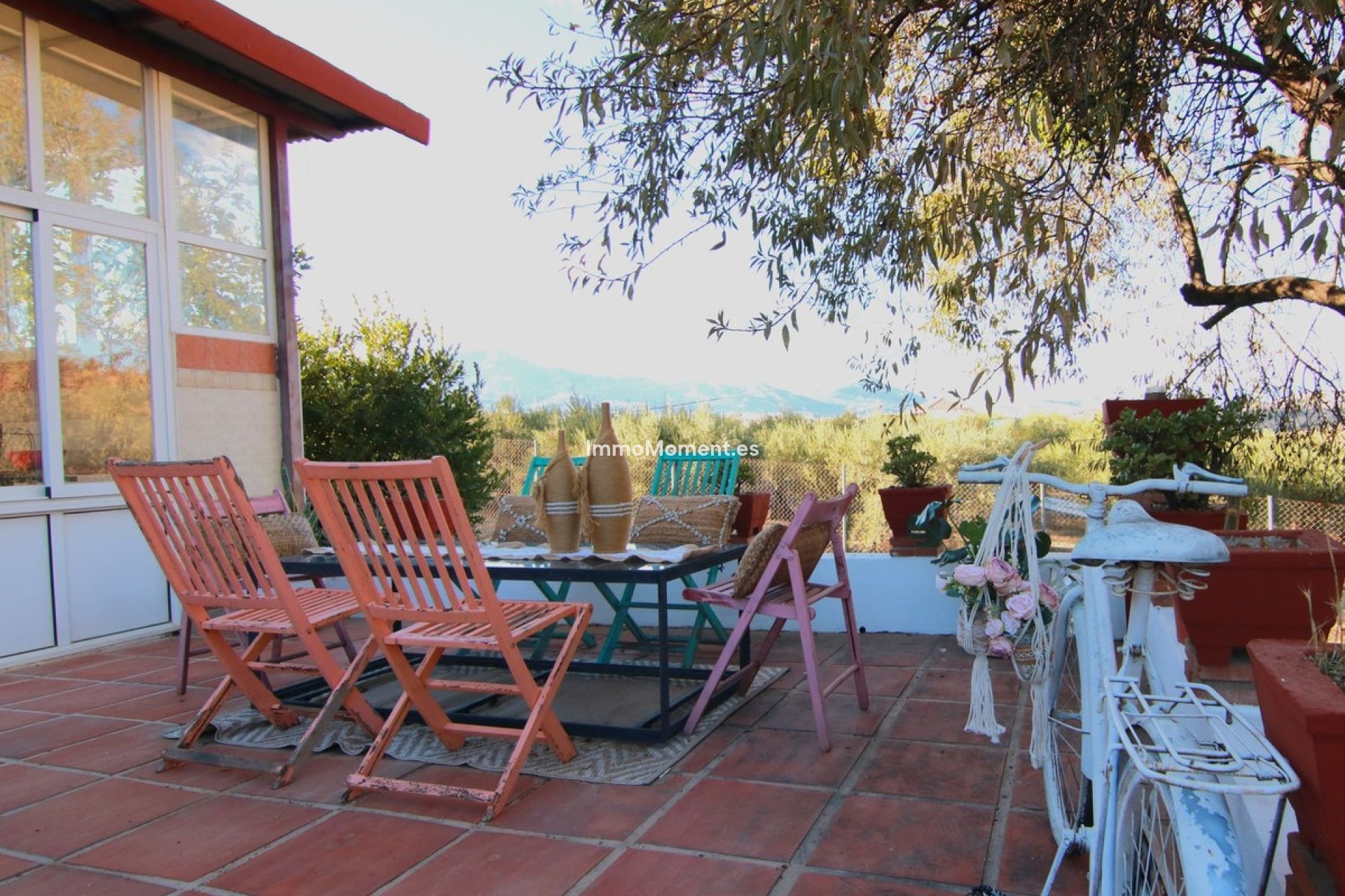 Resale - Villa - Inland  - Coín