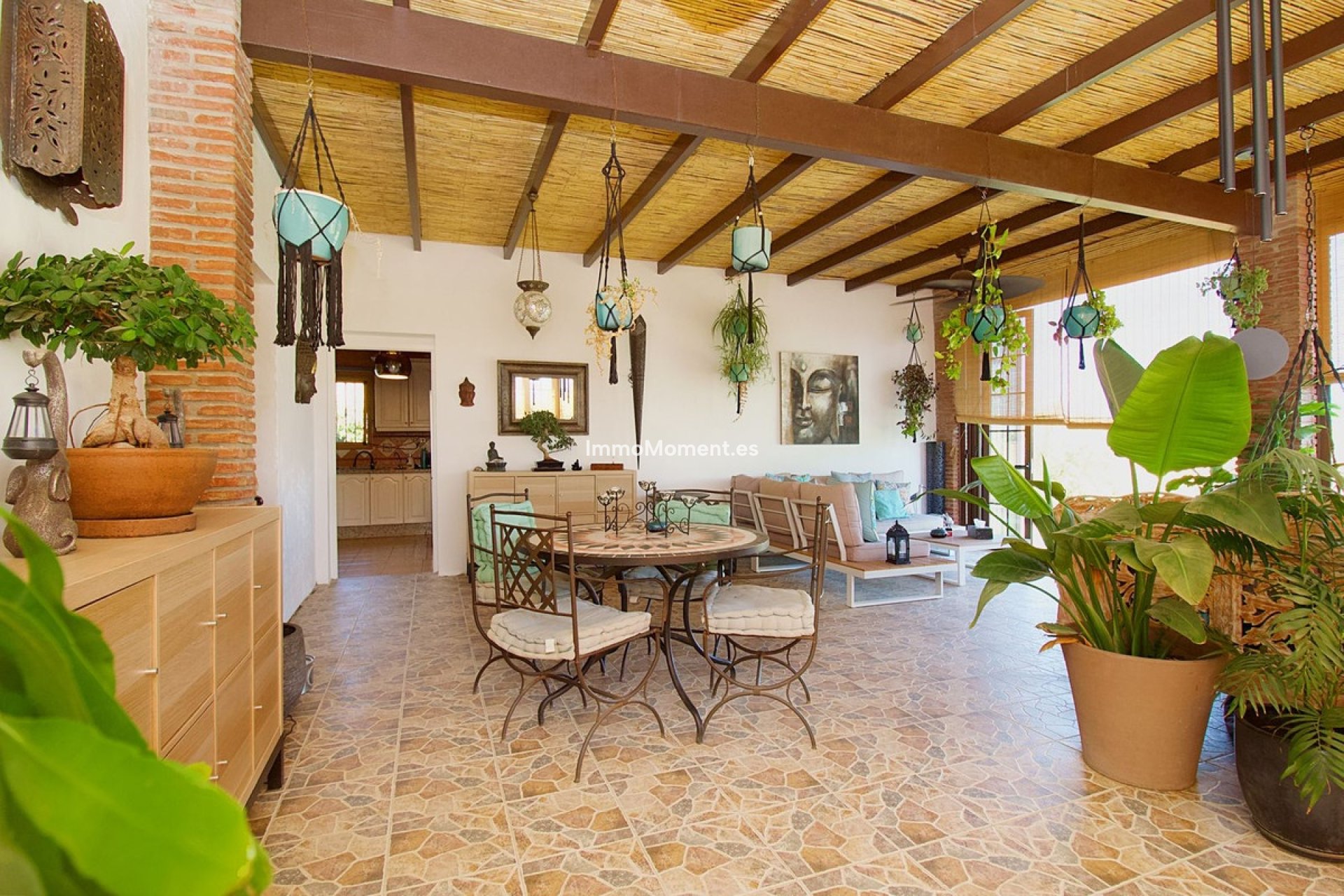 Resale - Villa - Inland  - Coín