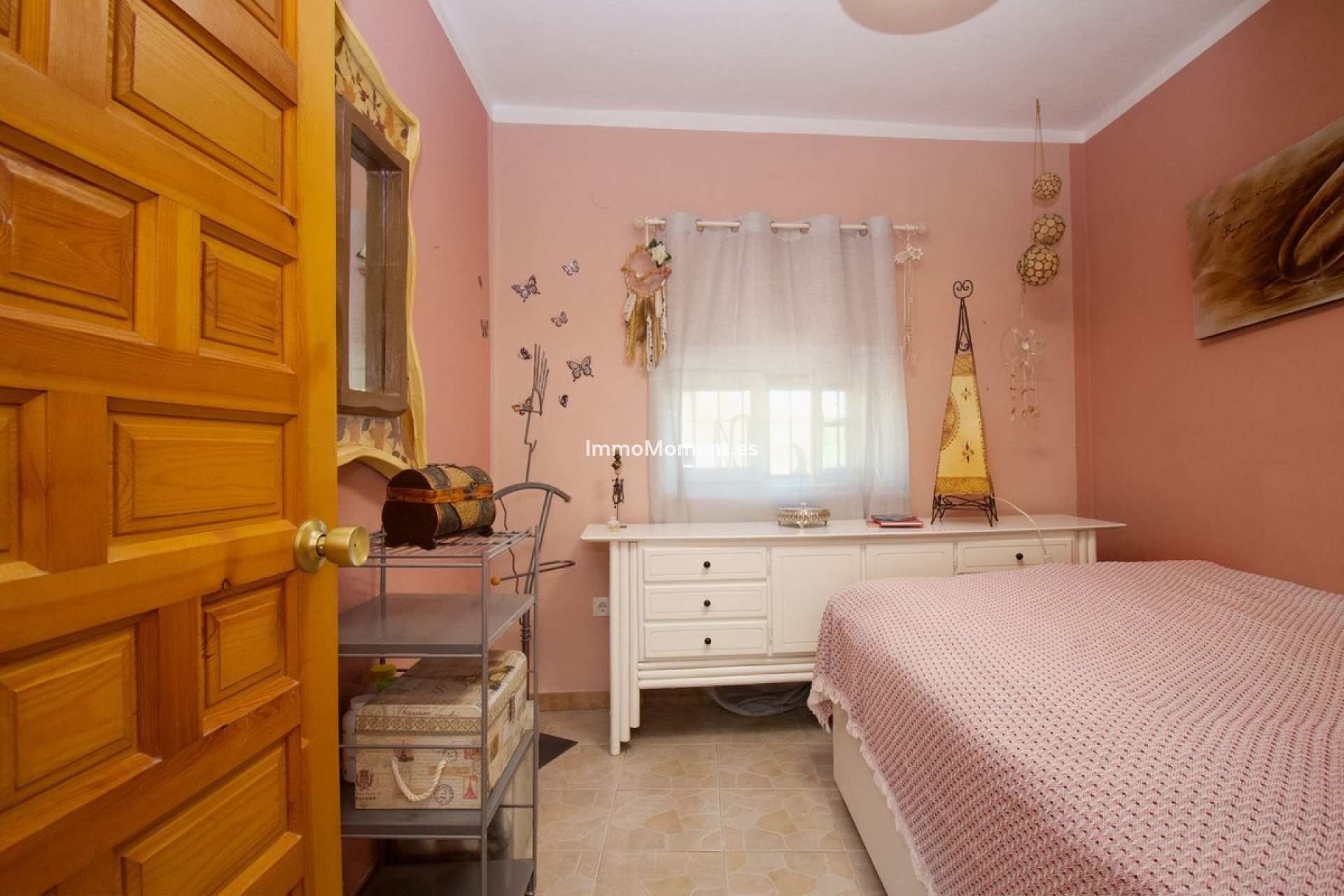 Resale - Villa - Inland  - Coín