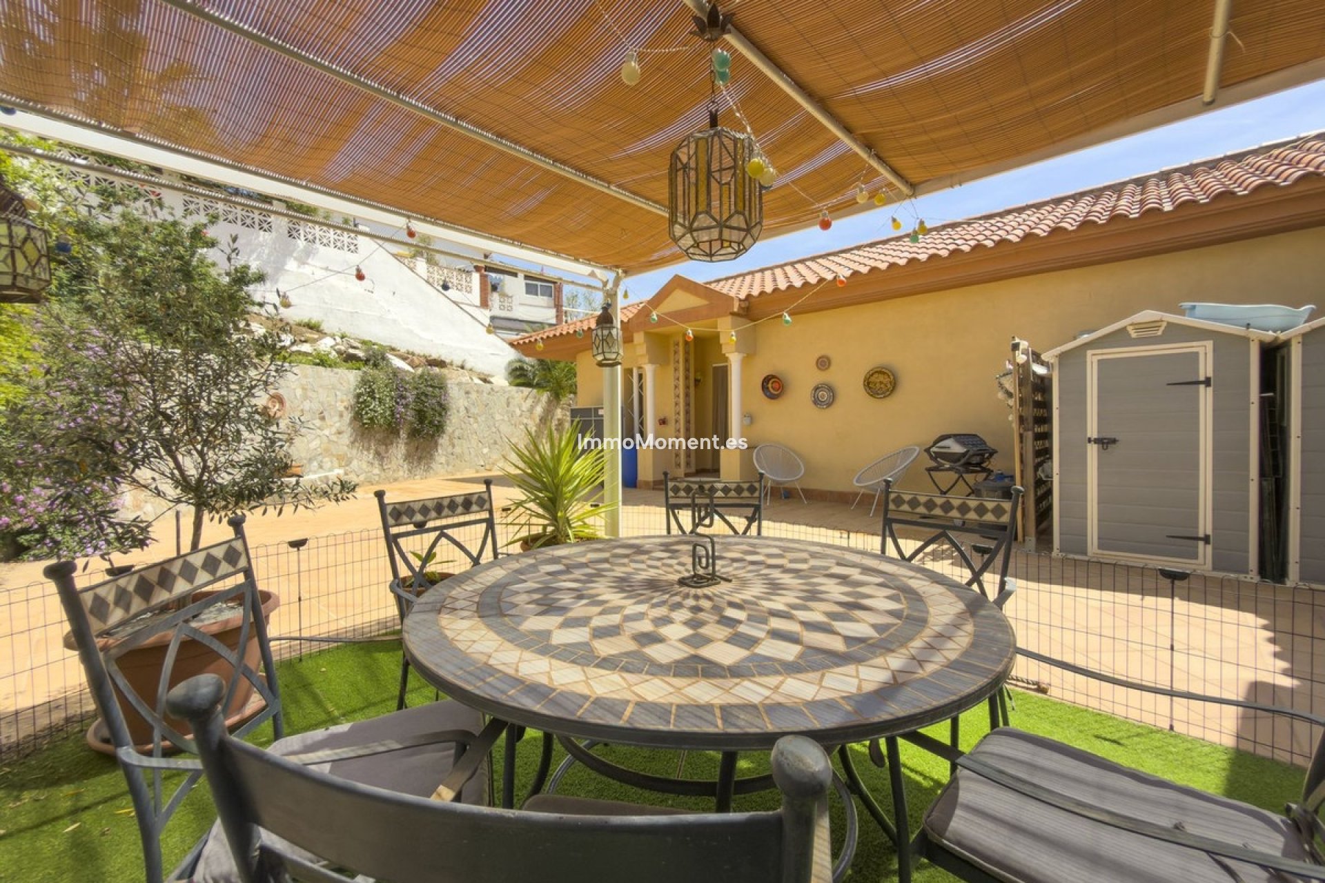 Resale - Villa - Inland  - Coín