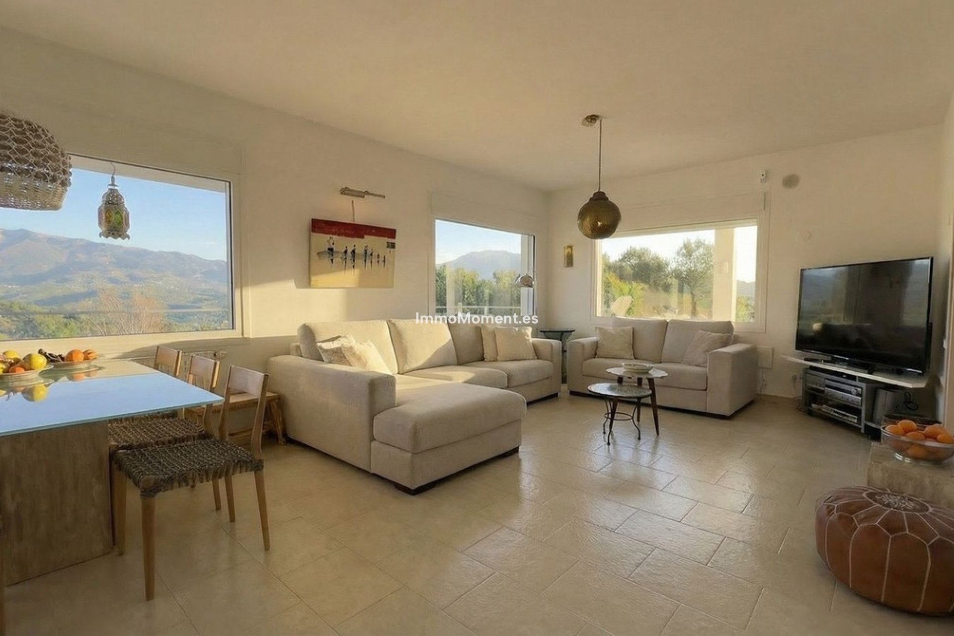 Resale - Villa - Inland  - Guaro