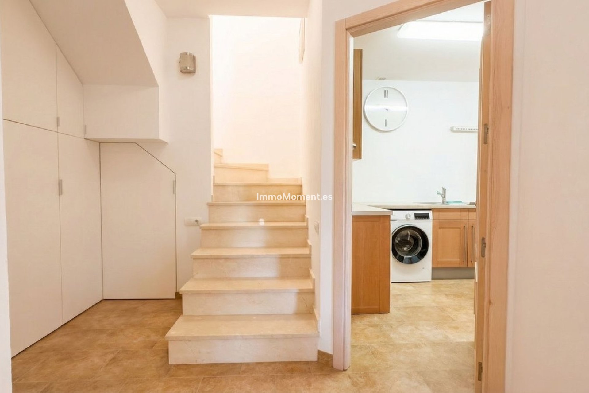 Resale - Villa - Inland  - Guaro