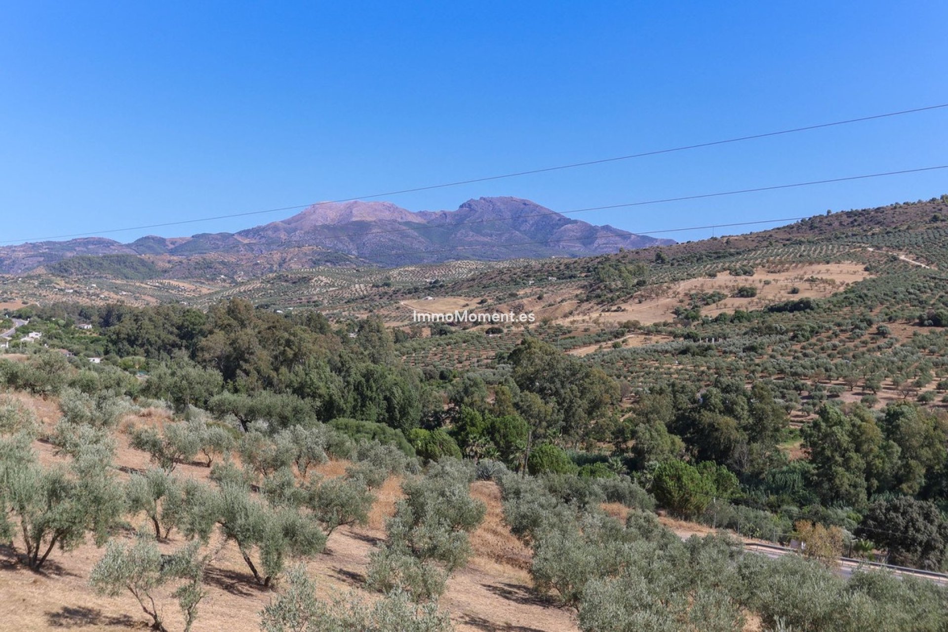 Resale - Villa - Inland  - Guaro