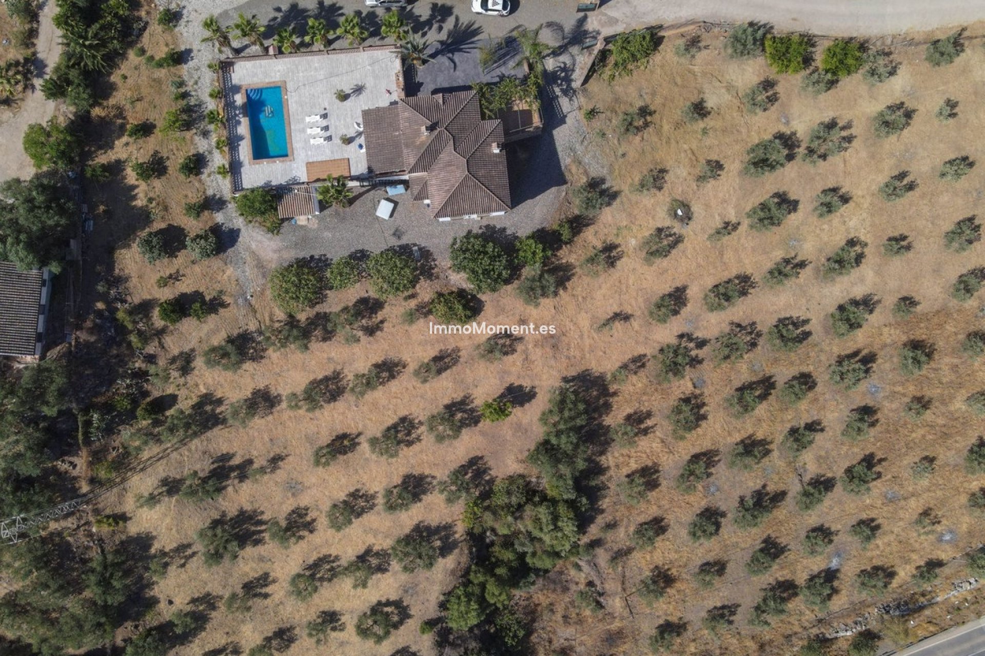 Resale - Villa - Inland  - Guaro