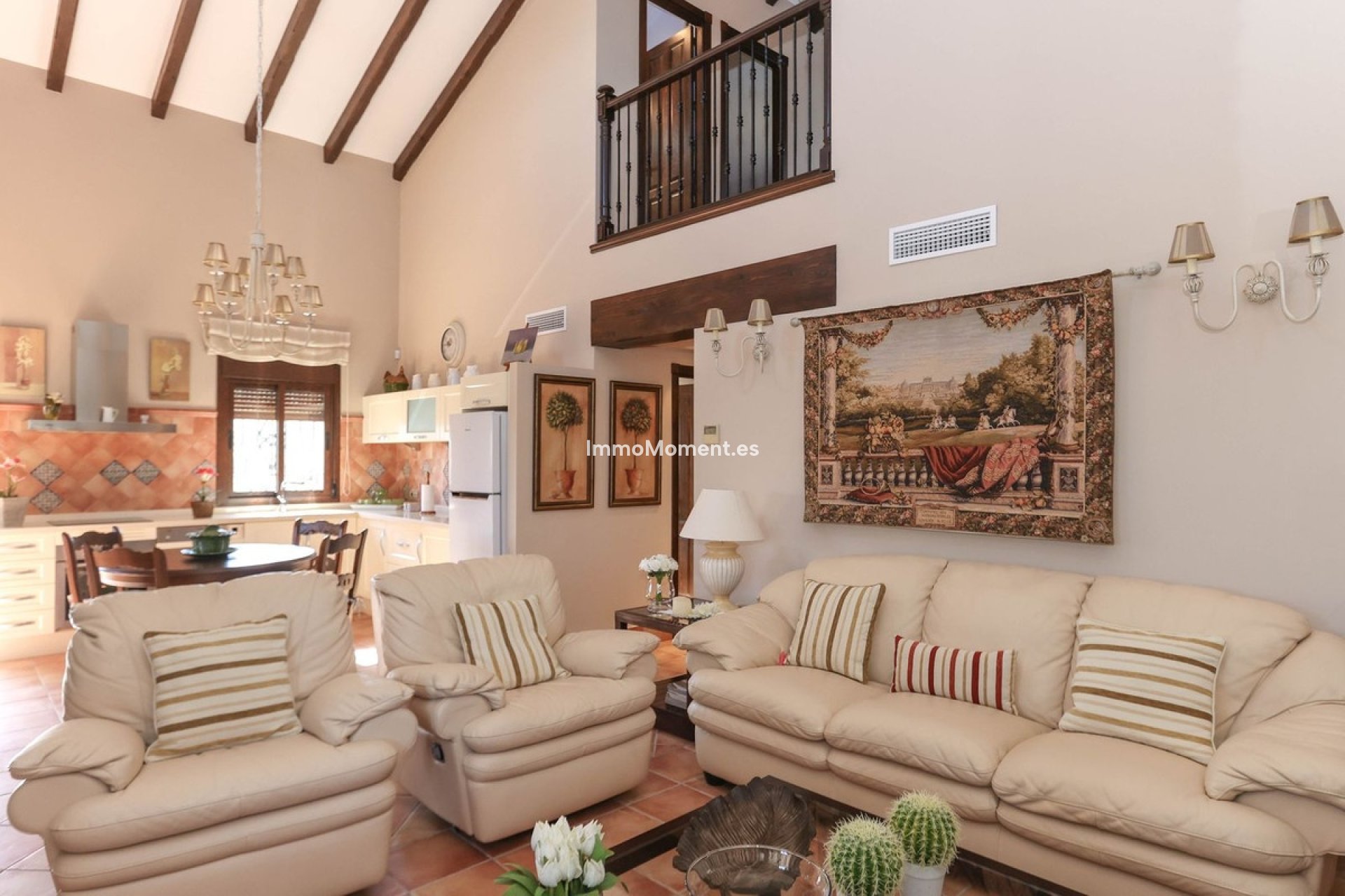 Resale - Villa - Inland  - Guaro