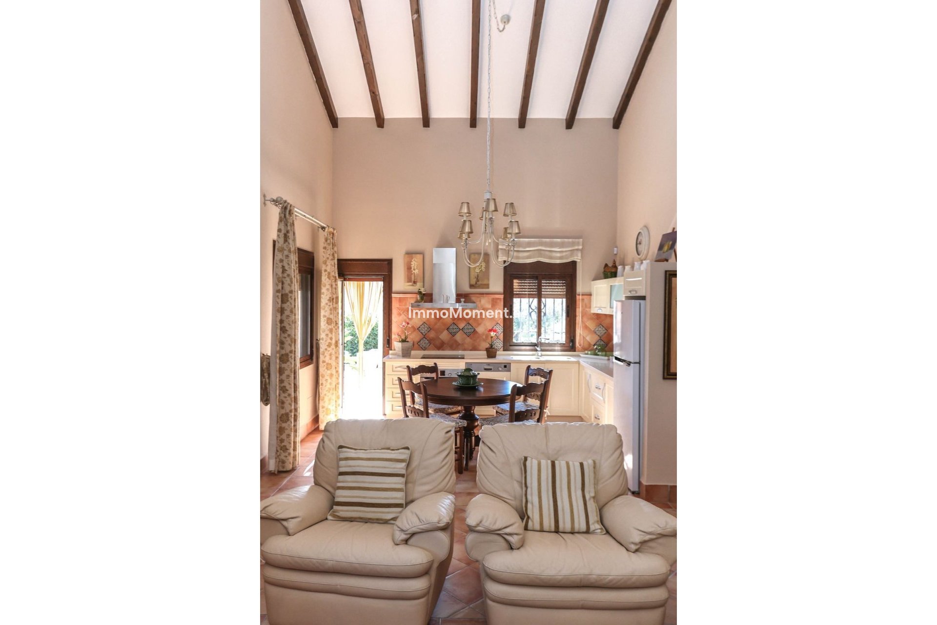 Resale - Villa - Inland  - Guaro