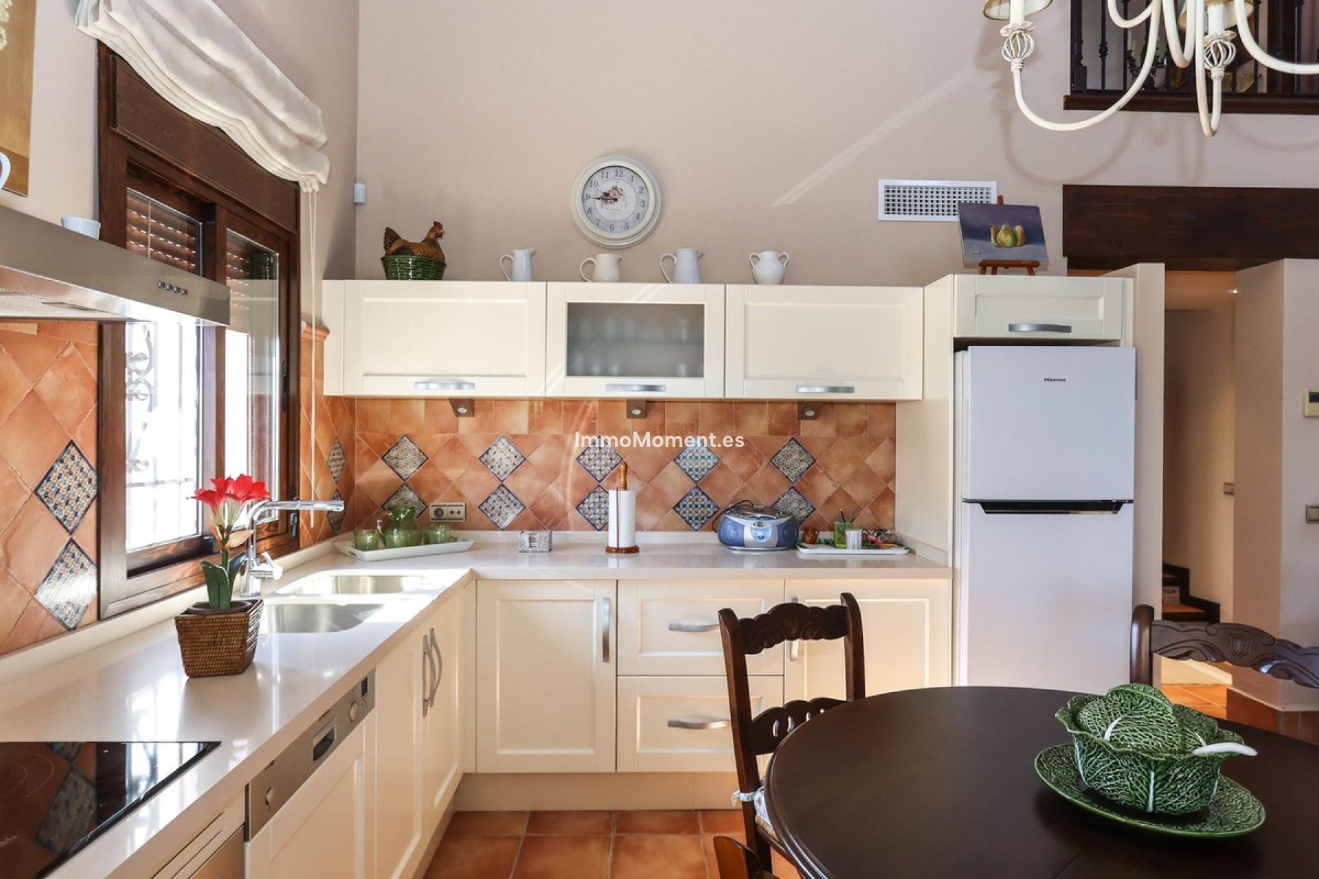 Resale - Villa - Inland  - Guaro