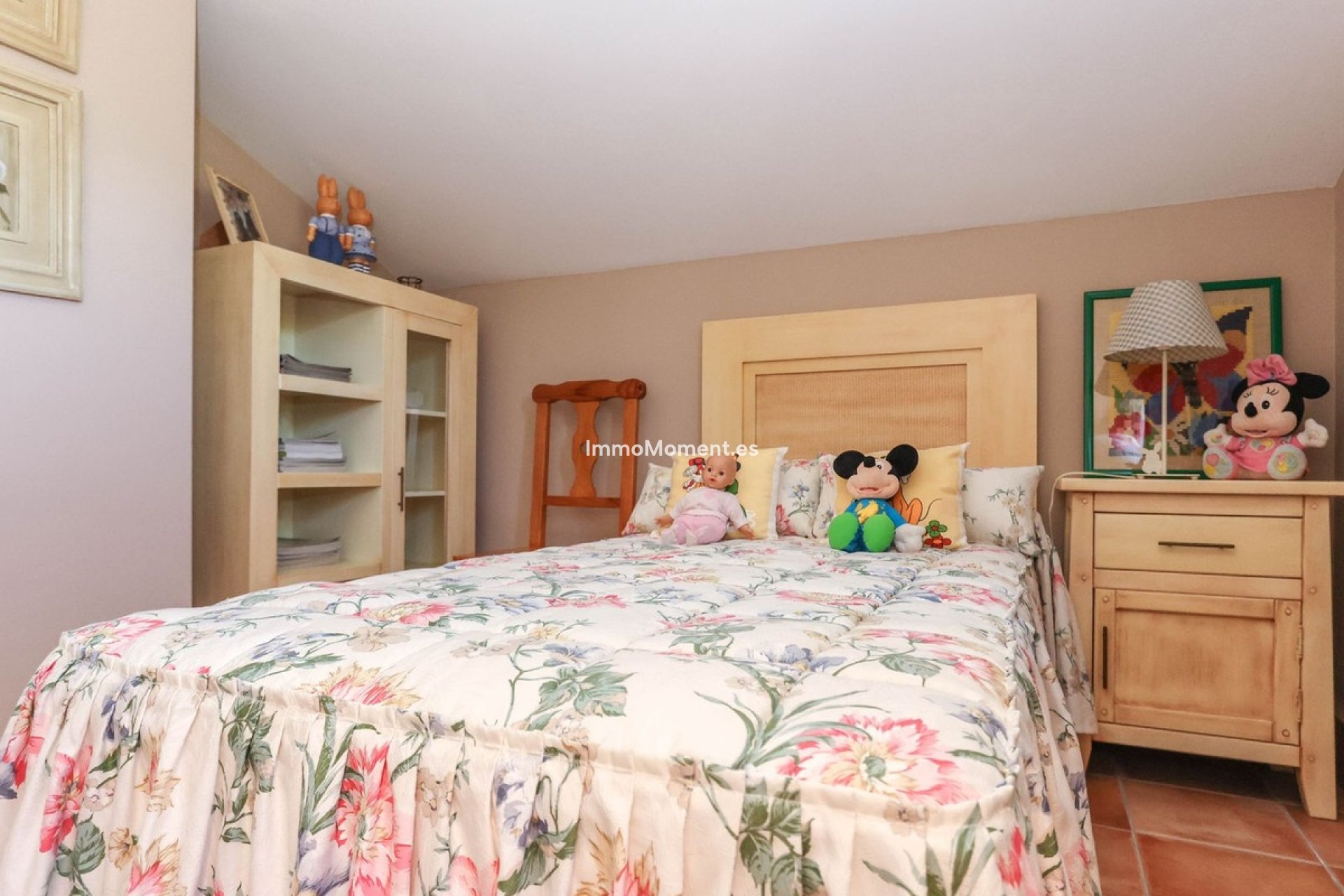 Resale - Villa - Inland  - Guaro