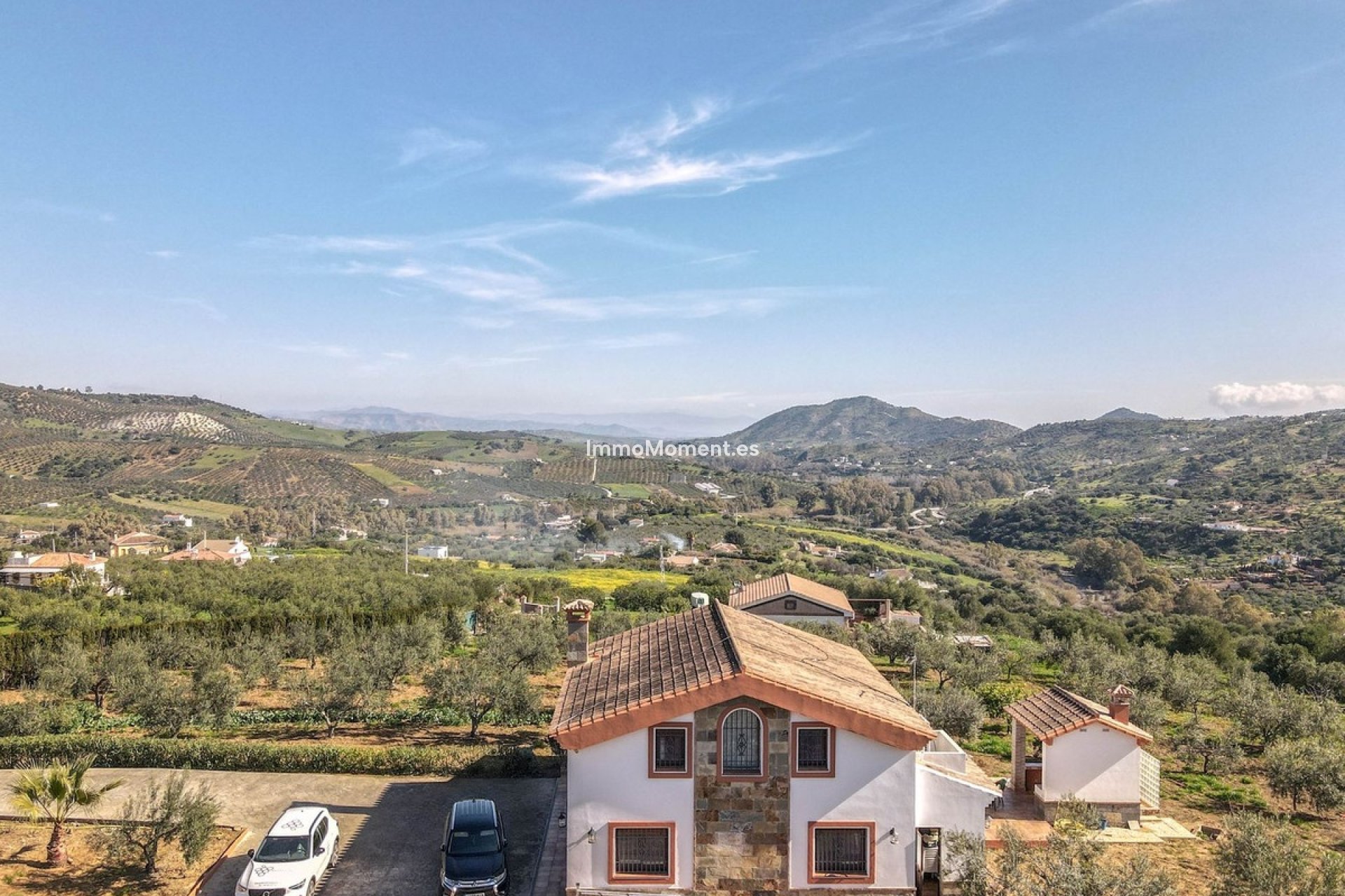 Resale - Villa - Inland  - Guaro